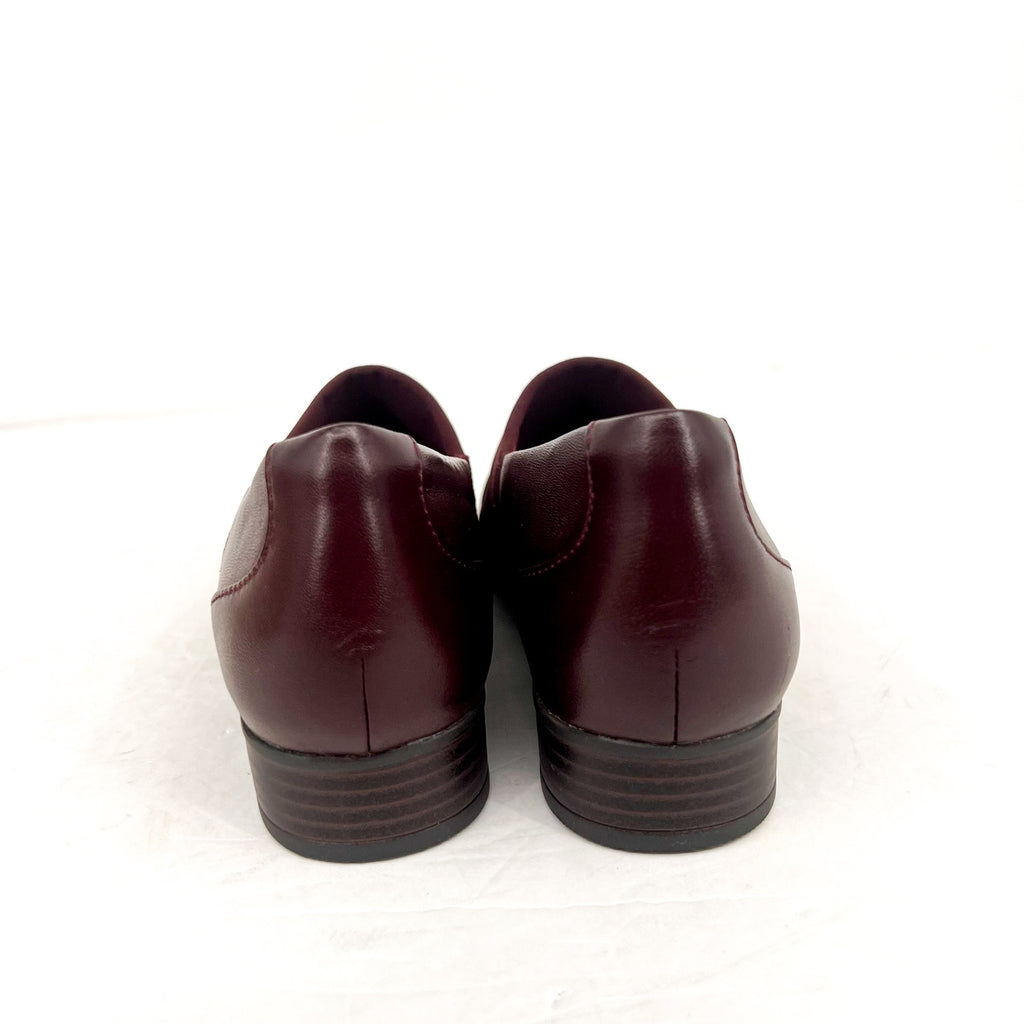 CLARKS Womens Juliet Gem Slip On Flats Loafers Size 6.5 Red Burgundy Leather NIB