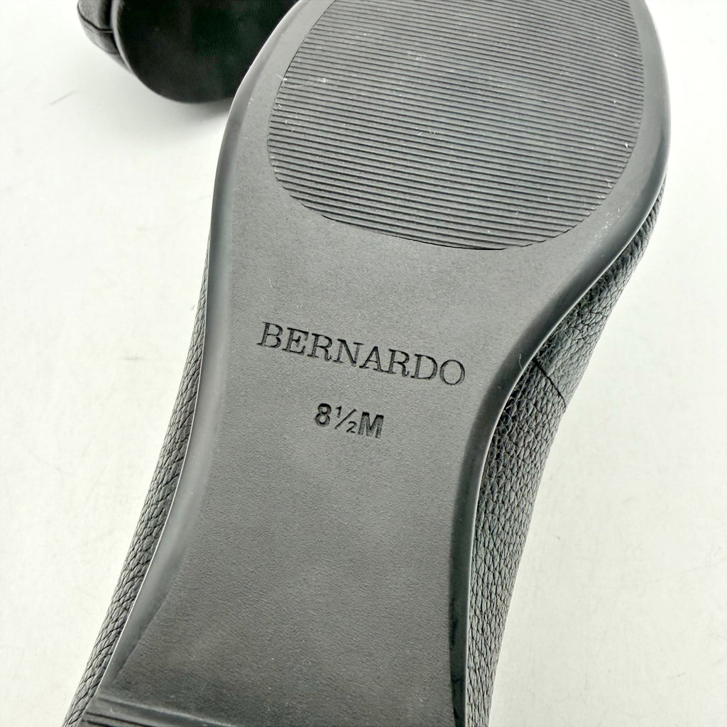Bernardo Womens Sage Flats US 8.5 M Black Leather Slip On NIB