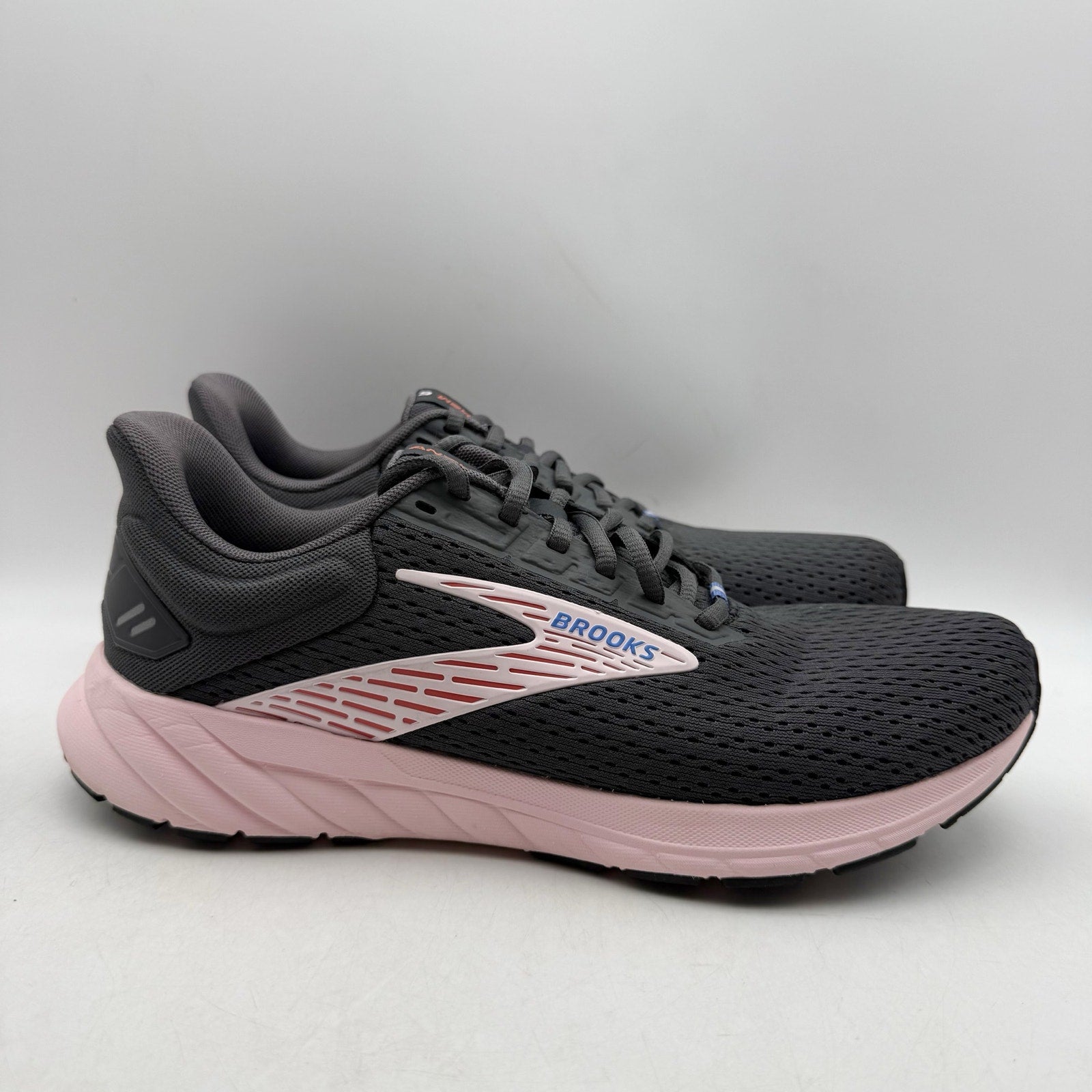 Brooks Womens Anthem 6 Athletic Shoes US 10 EU 42 Grey Pink Running NWOB