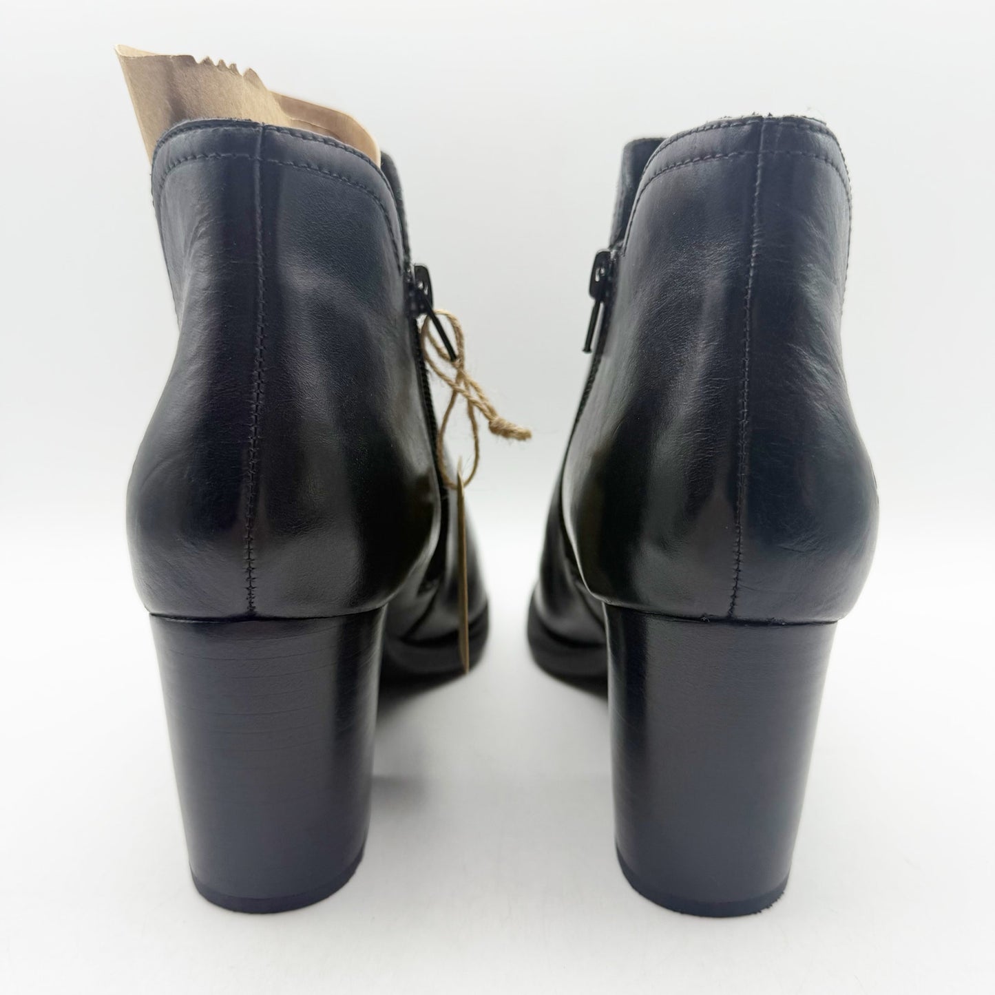 Born Womens Olivia Ankle Booties US 8.5 M EU 39 Black Leather NIB