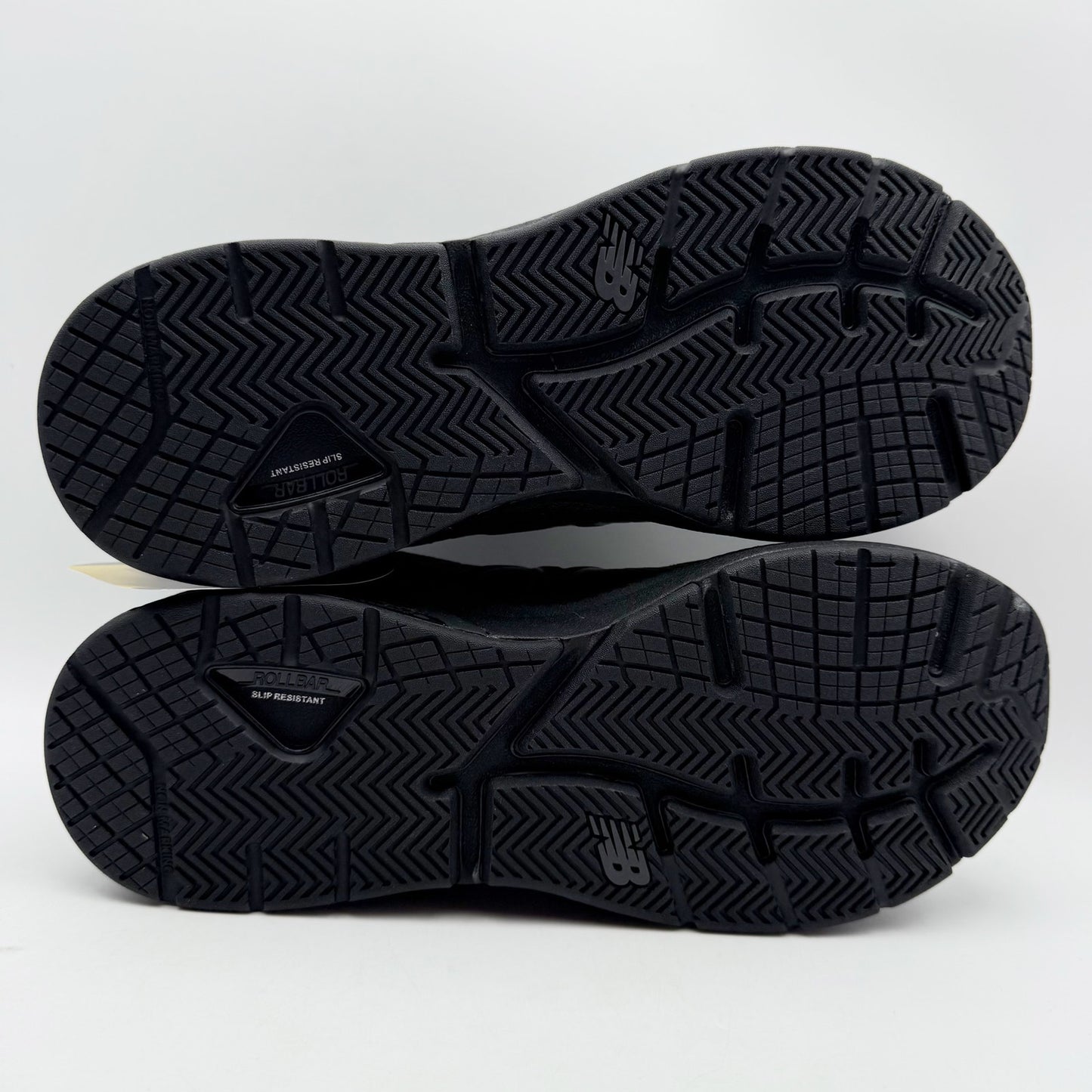 New Balance Mens MX857v3 Training Sneakers US 10.5 D EU 44.5 Black Athletic NIB