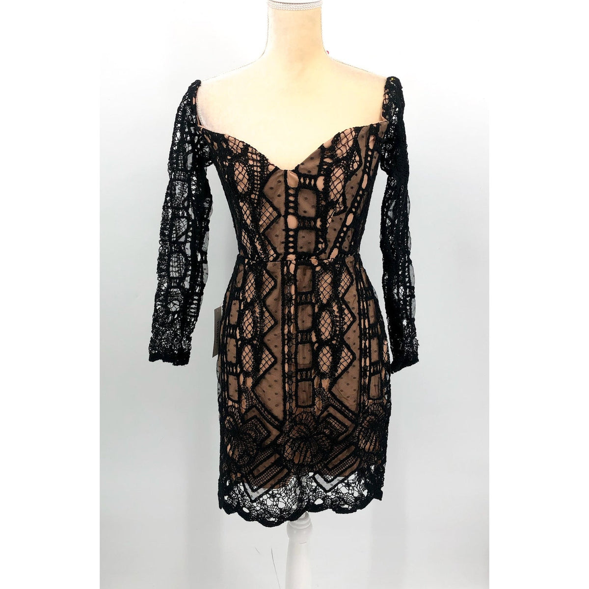 BARDOT Women's Zendaya Mini Lace Dress Medium Black/Nude Off Shoulder NWT