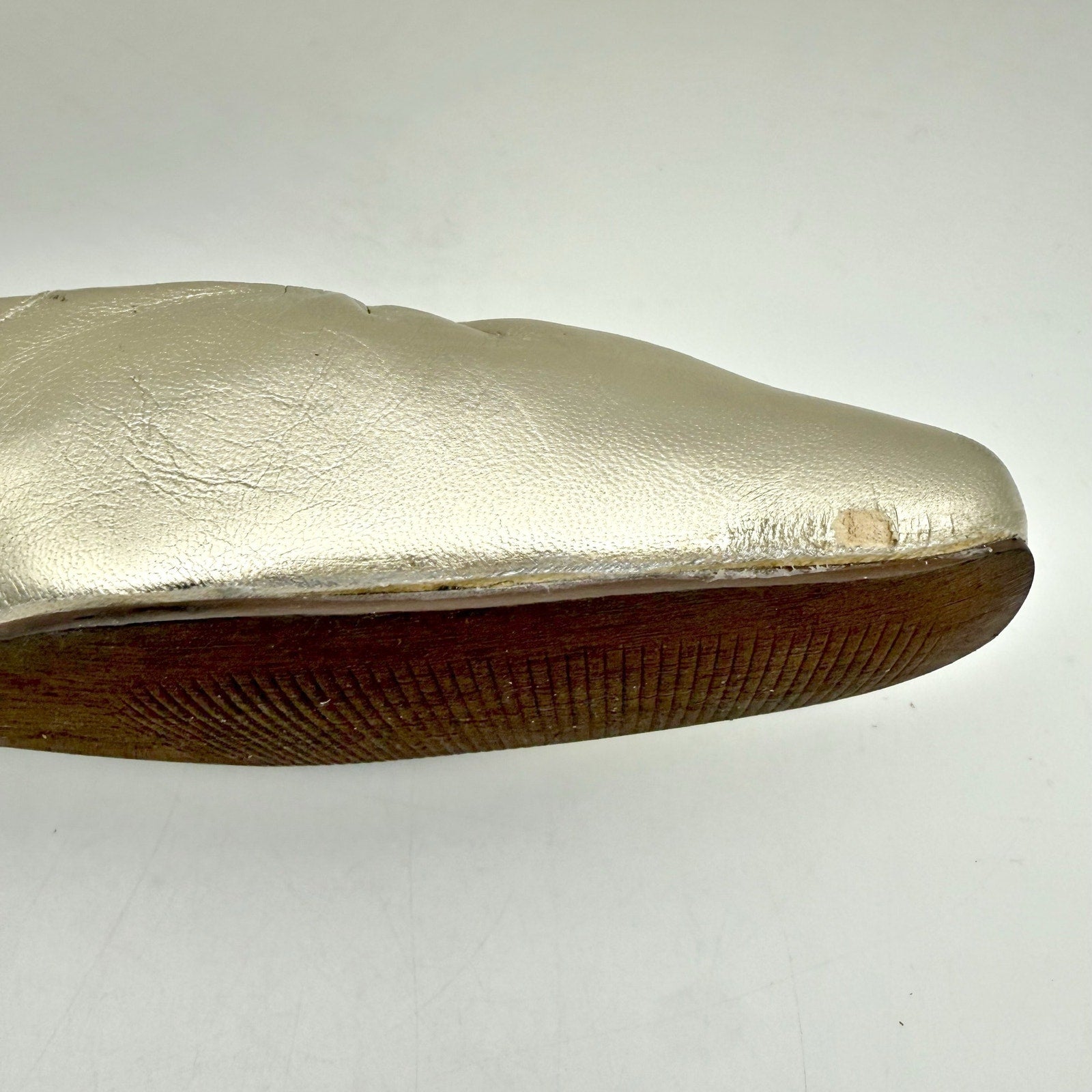 Seychelles Women Little Things Flats US 7.5 EU 38 Platinum Gold Leather NWOB