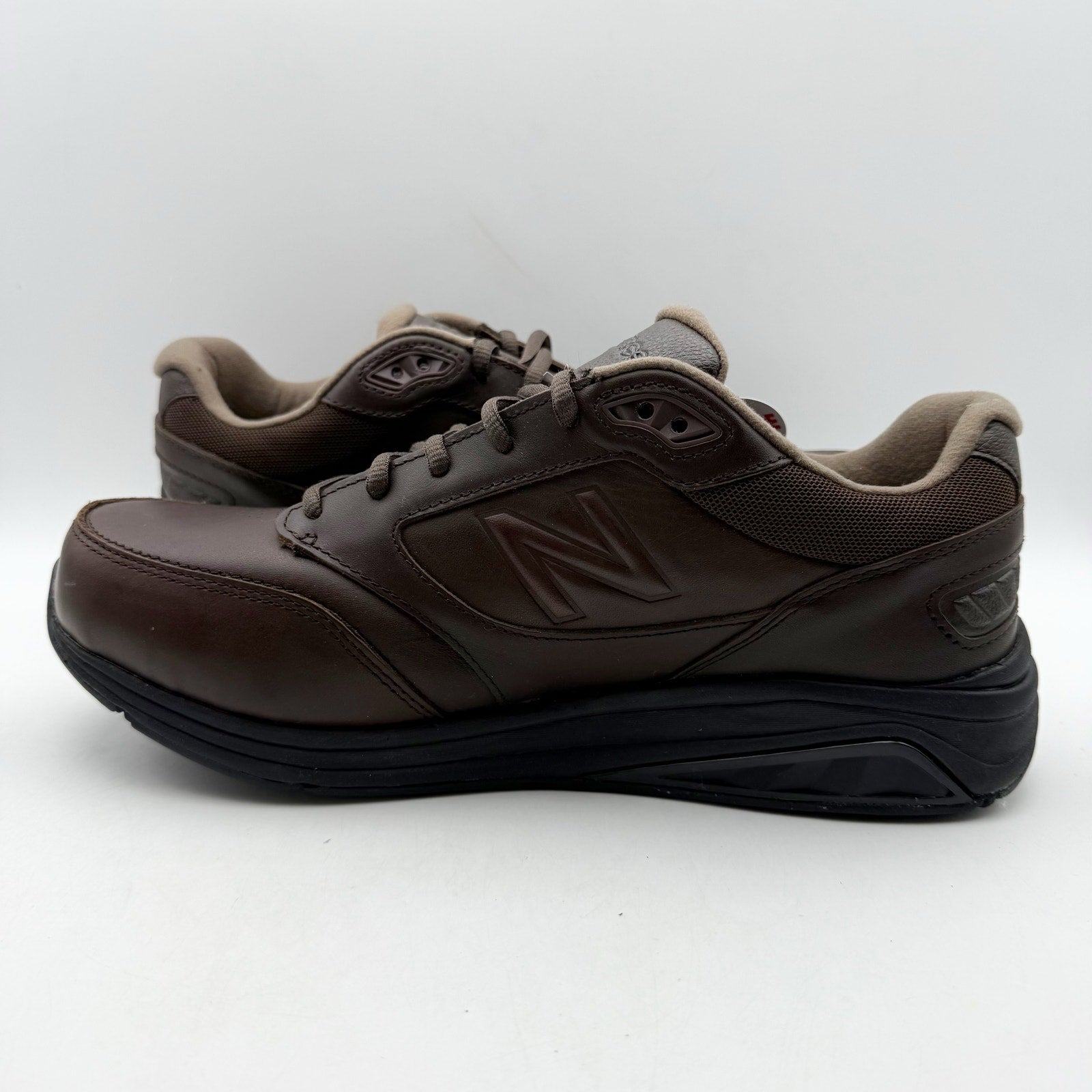 New Balance Mens 928v3 Walking Sneakers US 9 XXWIDE EU 42.5 Brown Leather NIB