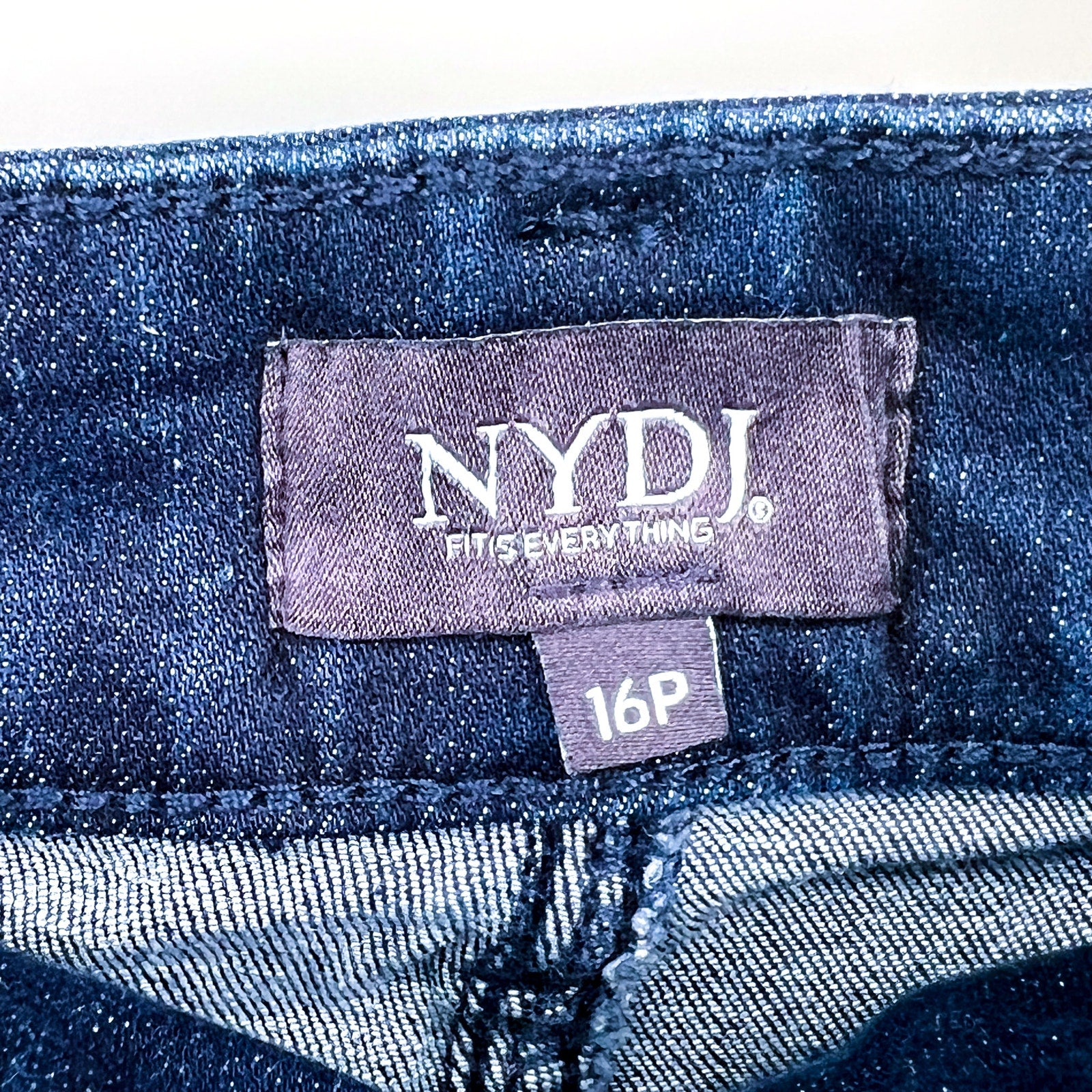NYDJ Womens Ella Denim Shorts Size 16 PETITE Dark Blue Arise 8" Inseam NWT