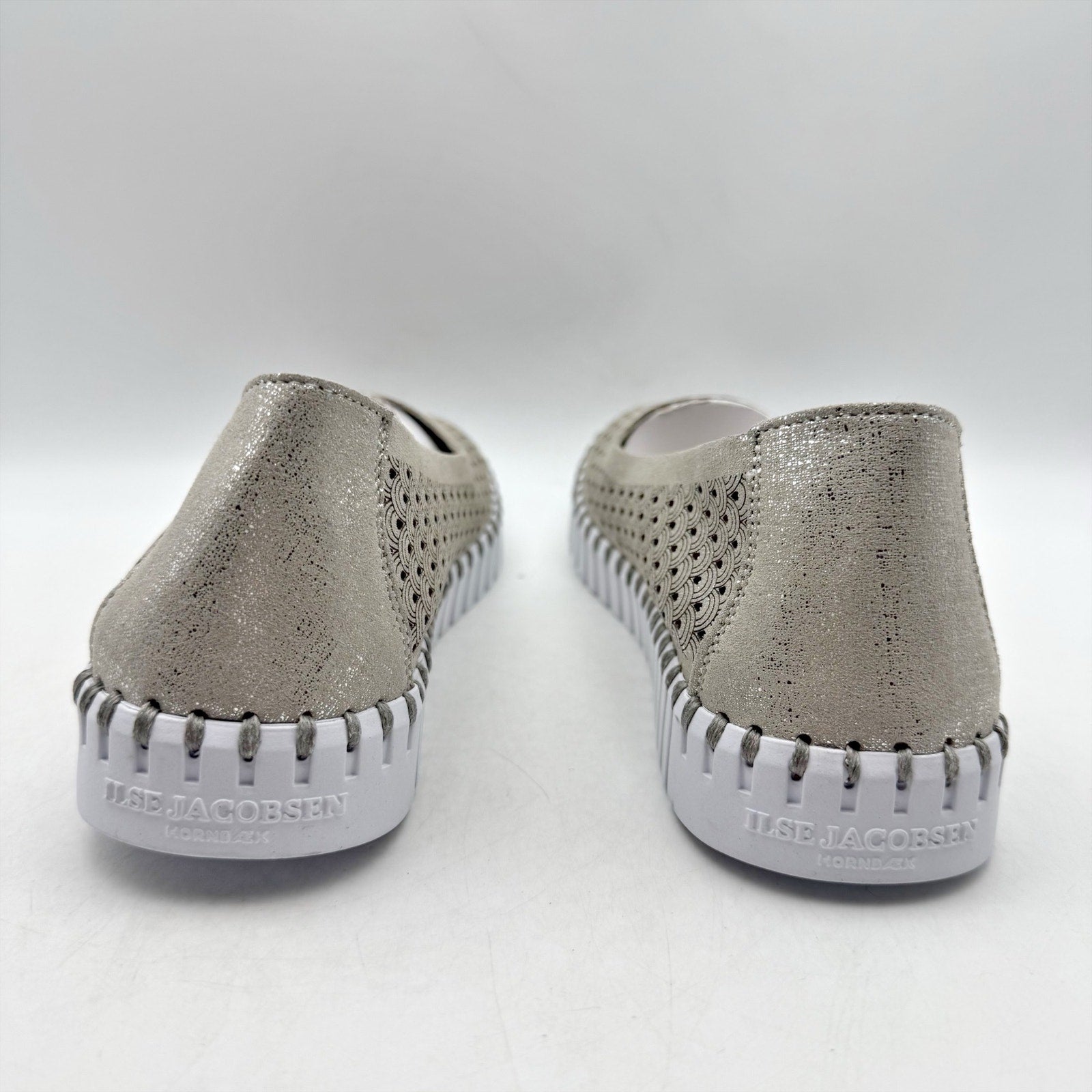 ILSE JACOBSEN Womens Tulip 0026 Ballet Flats EU 37 US 6 Silver Glitter NWOB