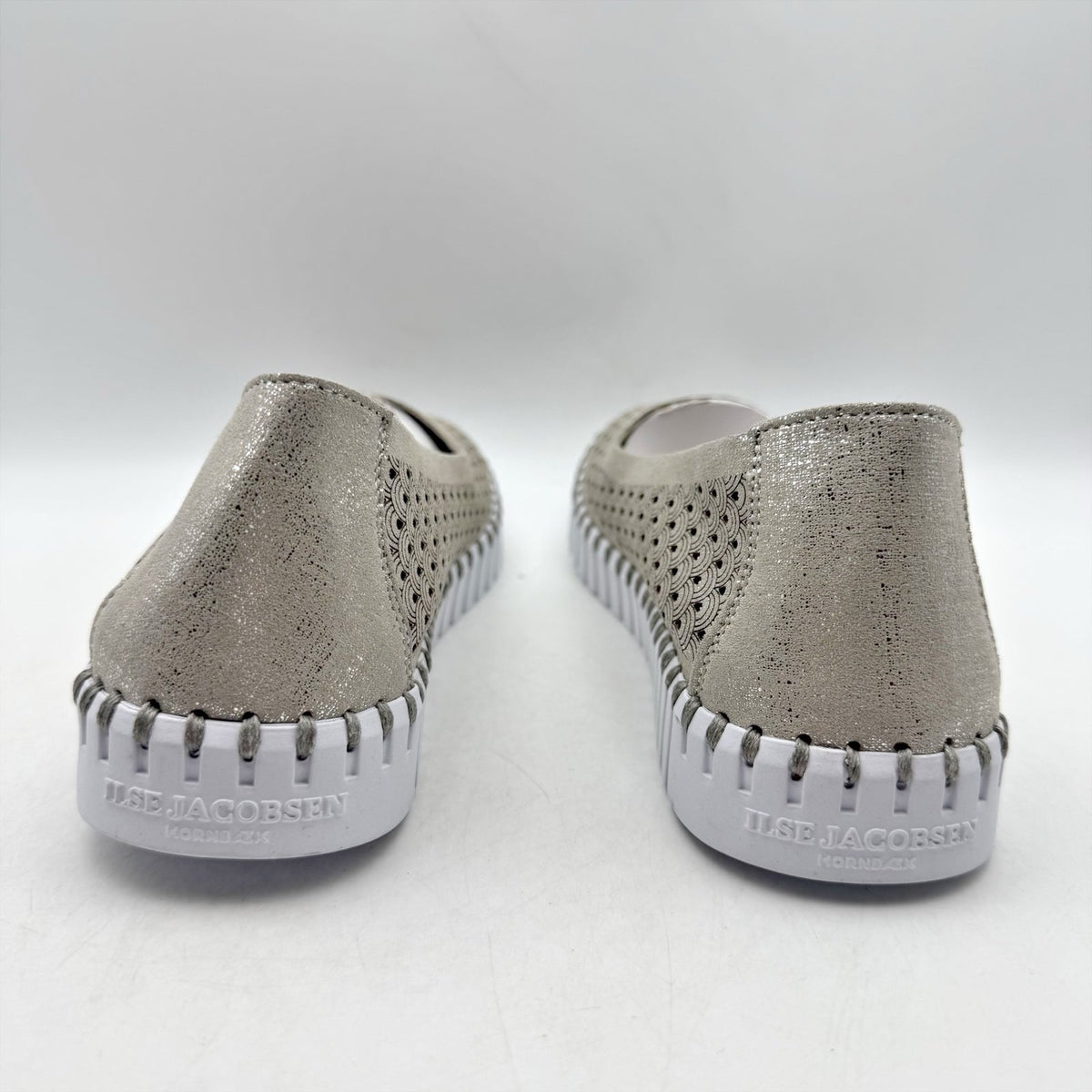 ILSE JACOBSEN Womens Tulip 0026 Ballet Flats EU 37 US 6 Silver Glitter NWOB