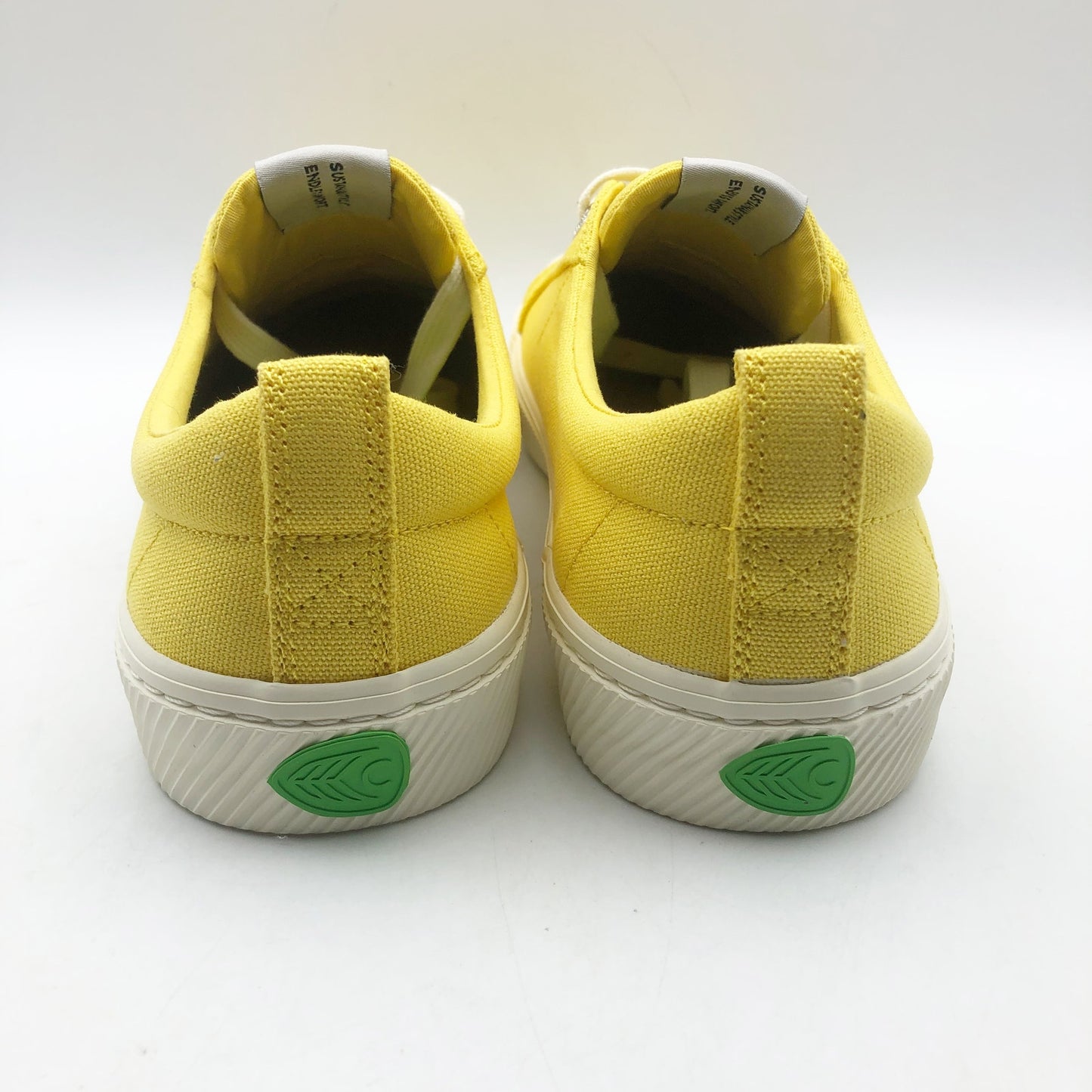 Cariuma OCA Low Canvas Sneaker WOMENS 9 MENS 7.5 Yellow Organic Cotton NIB