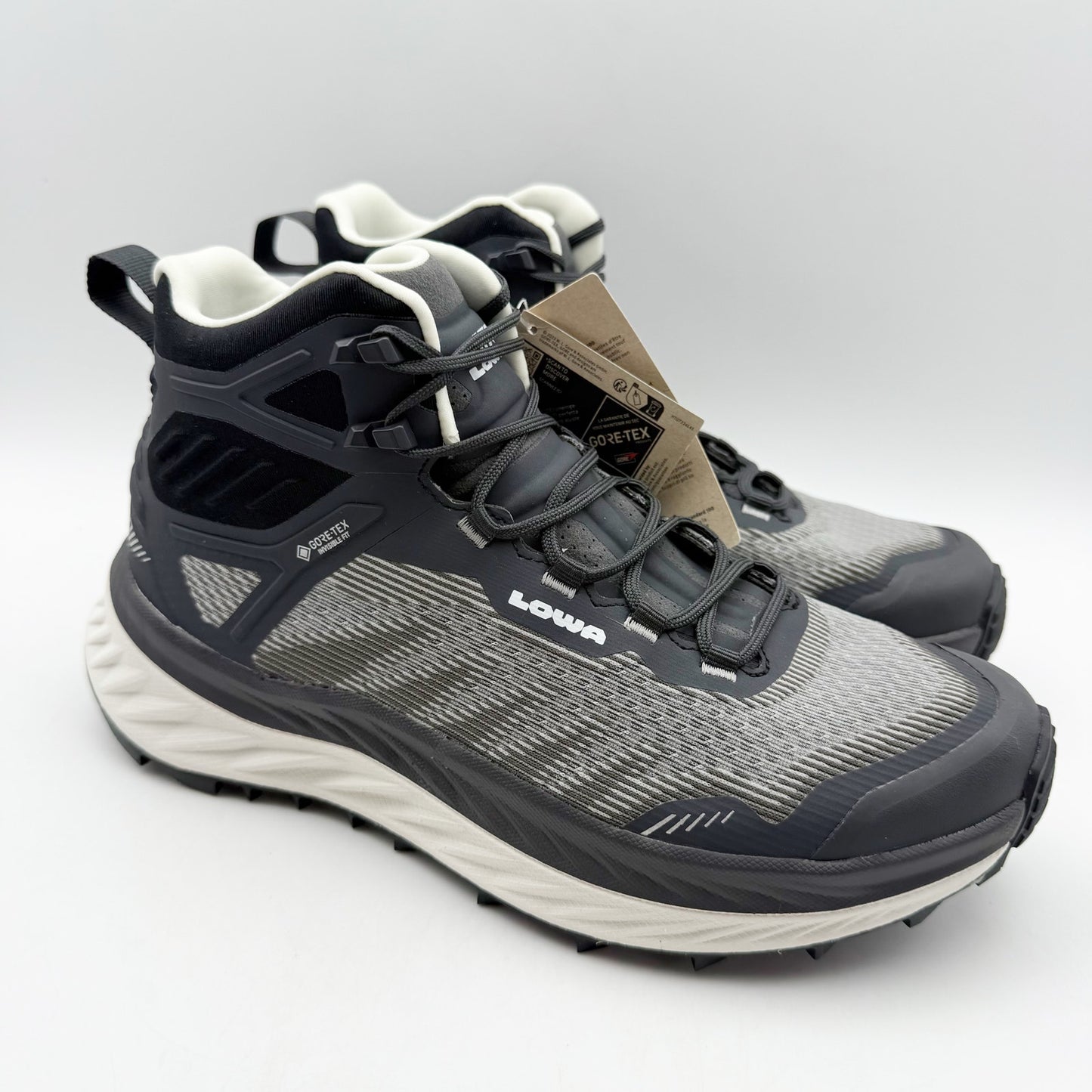 Lowa Womens Fortux GTX QC Ws Trail Running Sneaker US 7 EU 39 Black White WP NIB