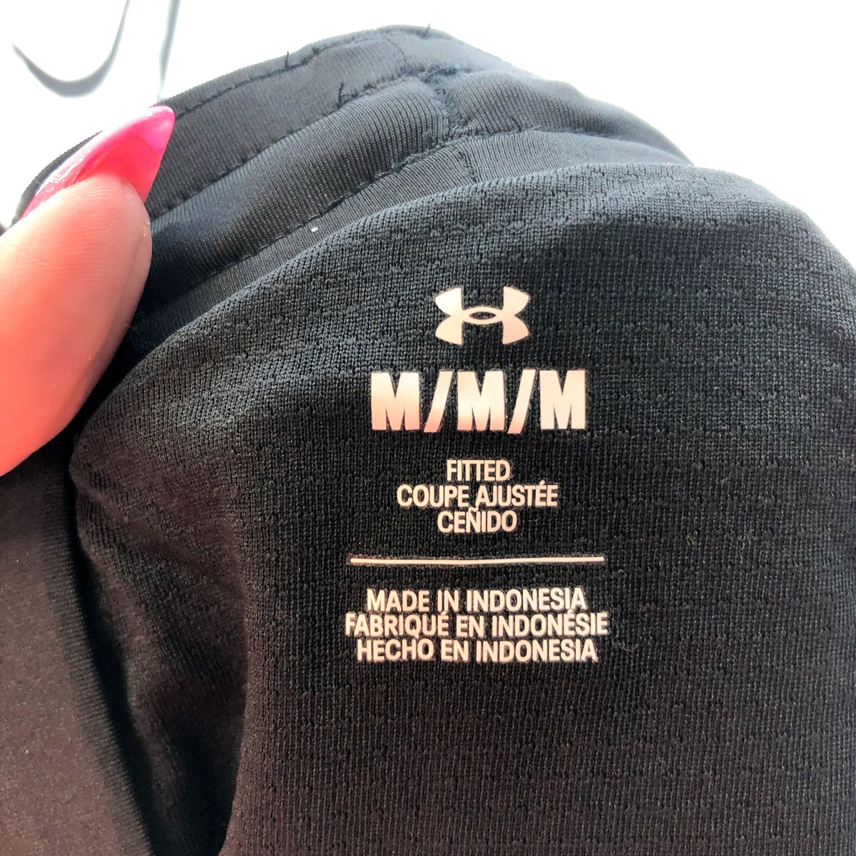 UNDER ARMOUR Men's UA Launch Athletic Shorts Medium Black 5'' Inseam NWT
