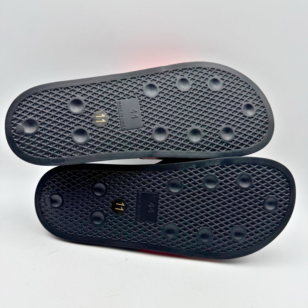 73 Studio Mens Chicago Slides US 11 EU 44 Red Black Rubber NWOB