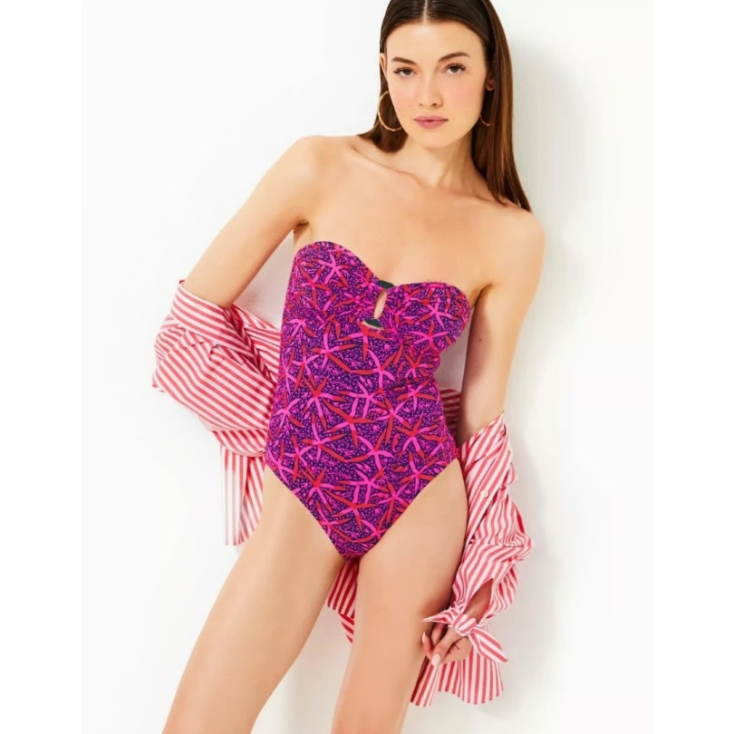 LILLY PULITZER Anneli One Piece Swimsuit Size 4 Passion Pink Star Searching NWT
