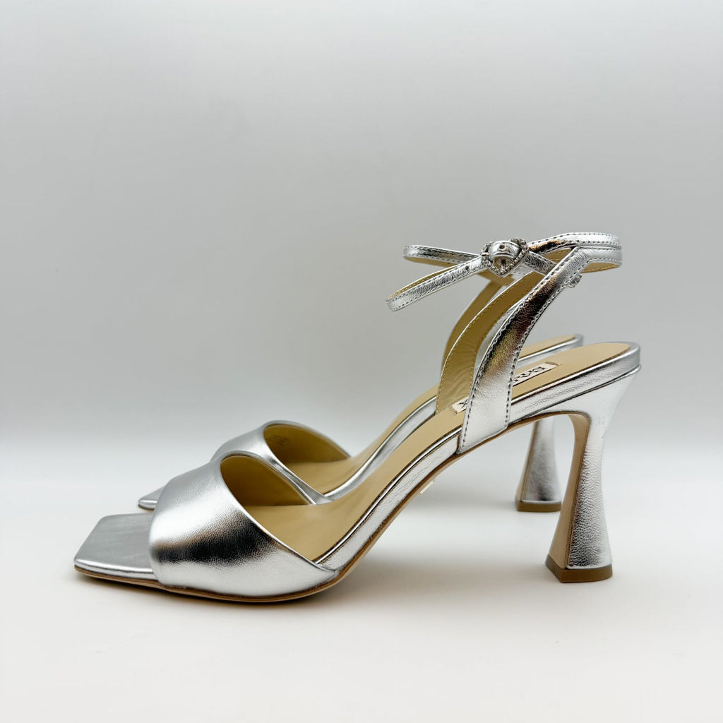 Badgley Mischka Women's Cady Sandals 9.5 Silver Leather Square Toe High Heel NIB