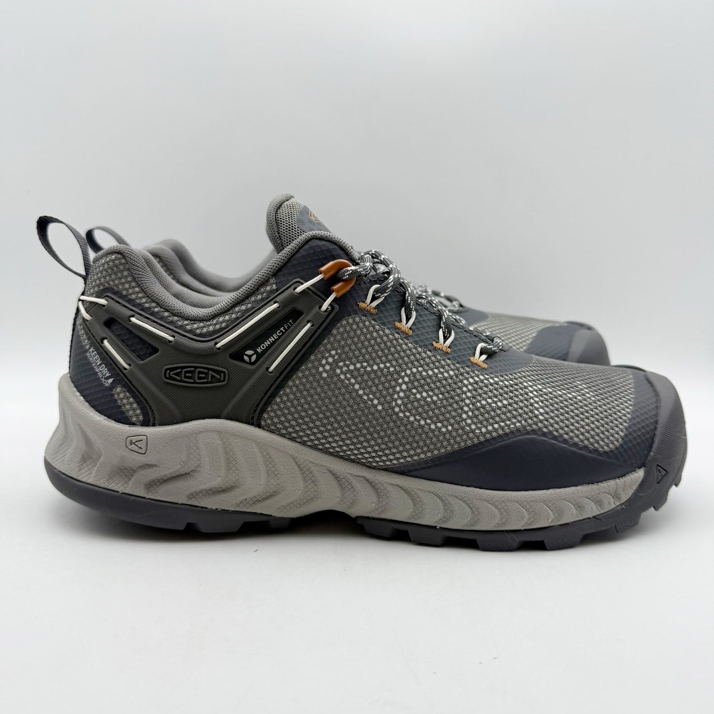 KEEN Womens Nxis Evo Hiking Sneakers US 10 M Grey Waterproof NWOB