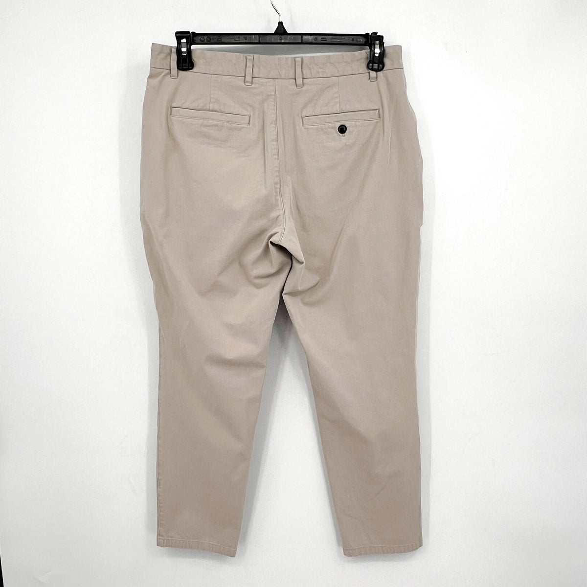 EVERLANE Uniform Mens Athletic Fit Performance Chino Pants 33x28 Stone NWOT