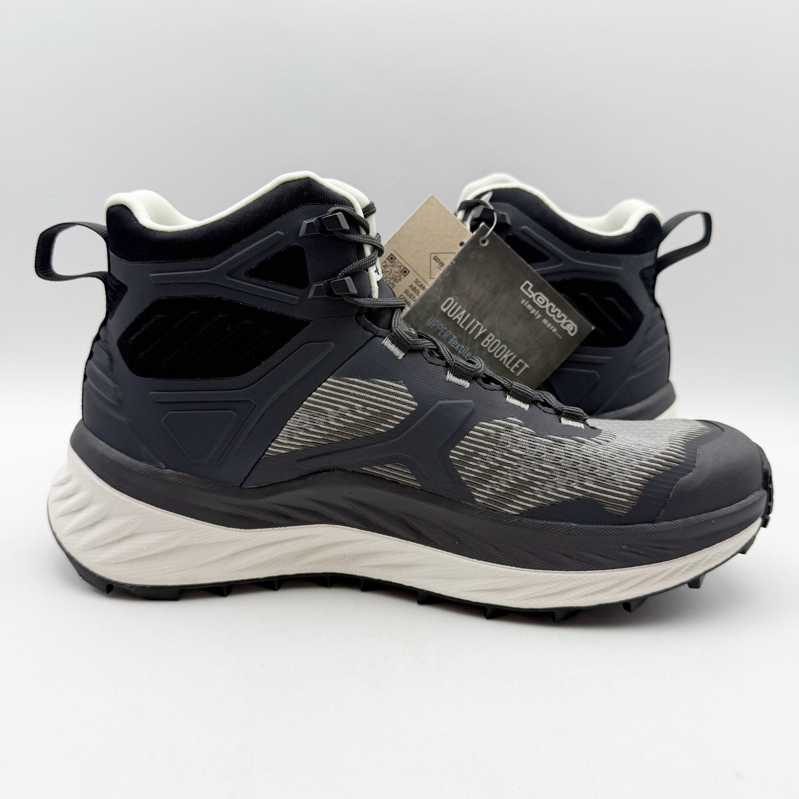 Lowa Womens Fortux GTX QC Ws Trail Running Sneaker US 7 EU 39 Black White WP NIB
