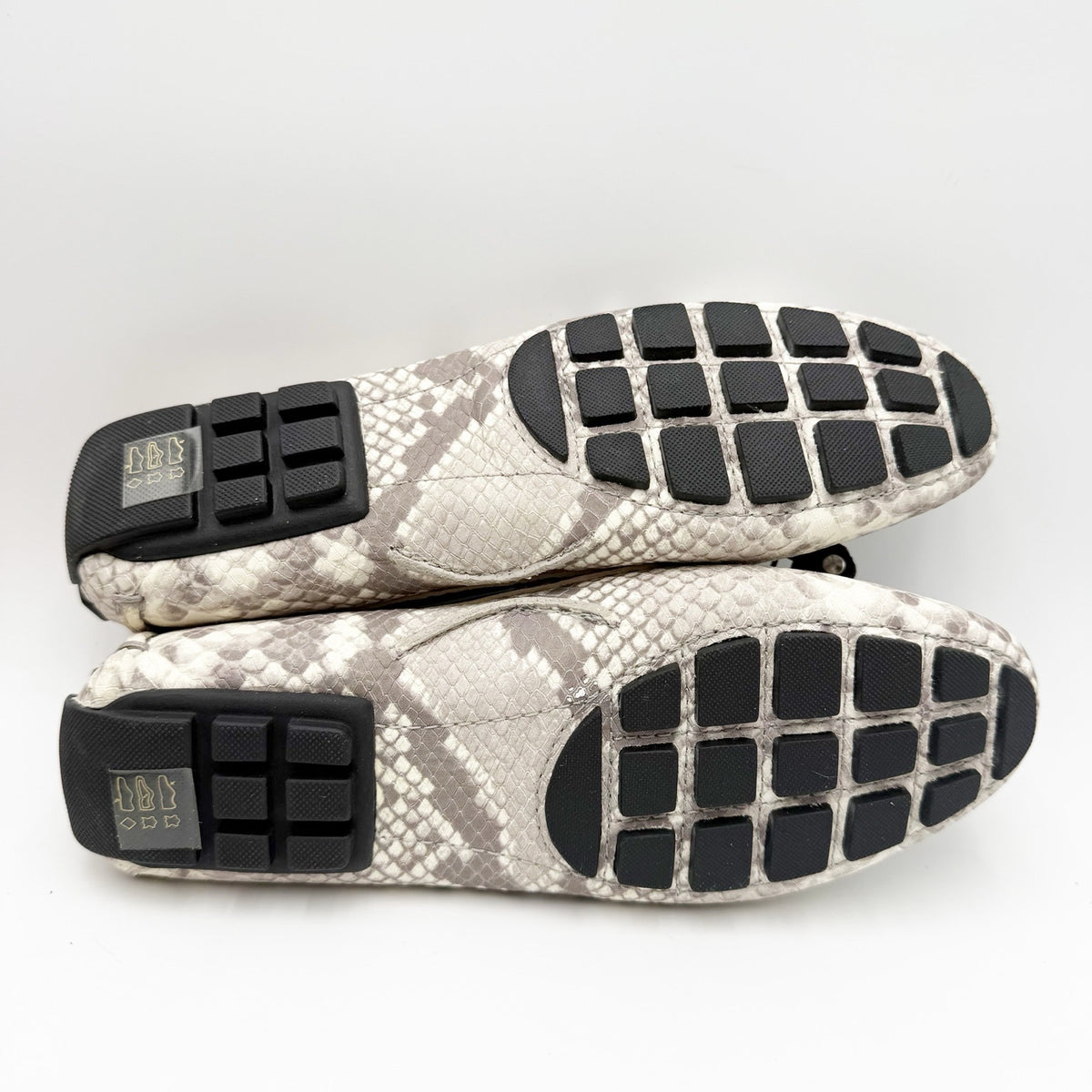 Marc Joseph NY Womens Cypress Hill Loafers Size 5.5 M Grey White Leather NWOB