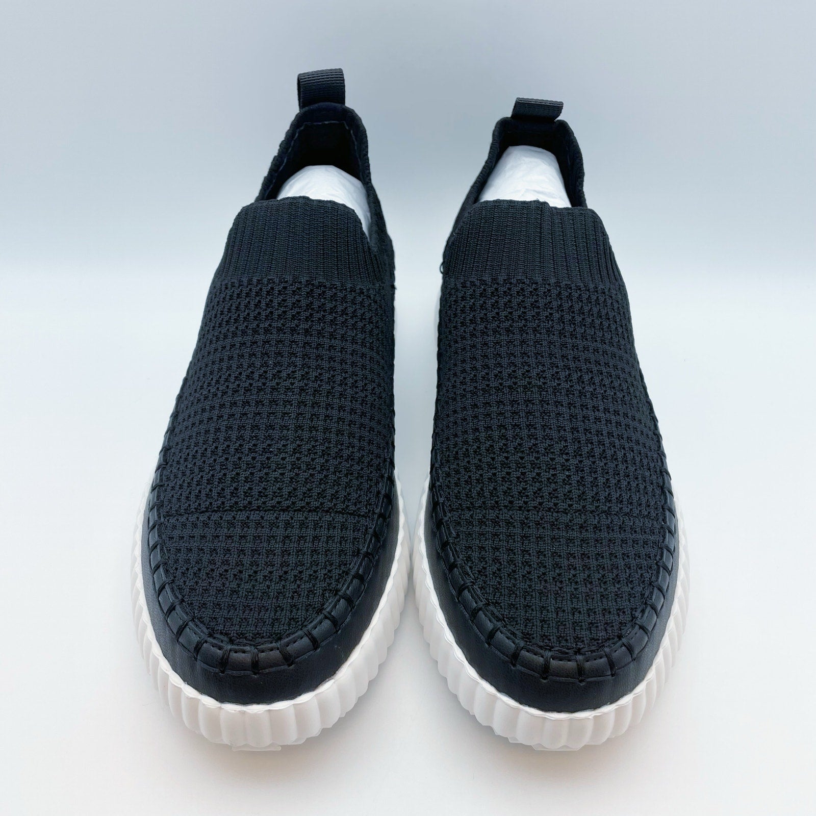Steve Madden Womens Samarah Sneaker US 8.5 M Black Knitted Pull-On Closure NIB