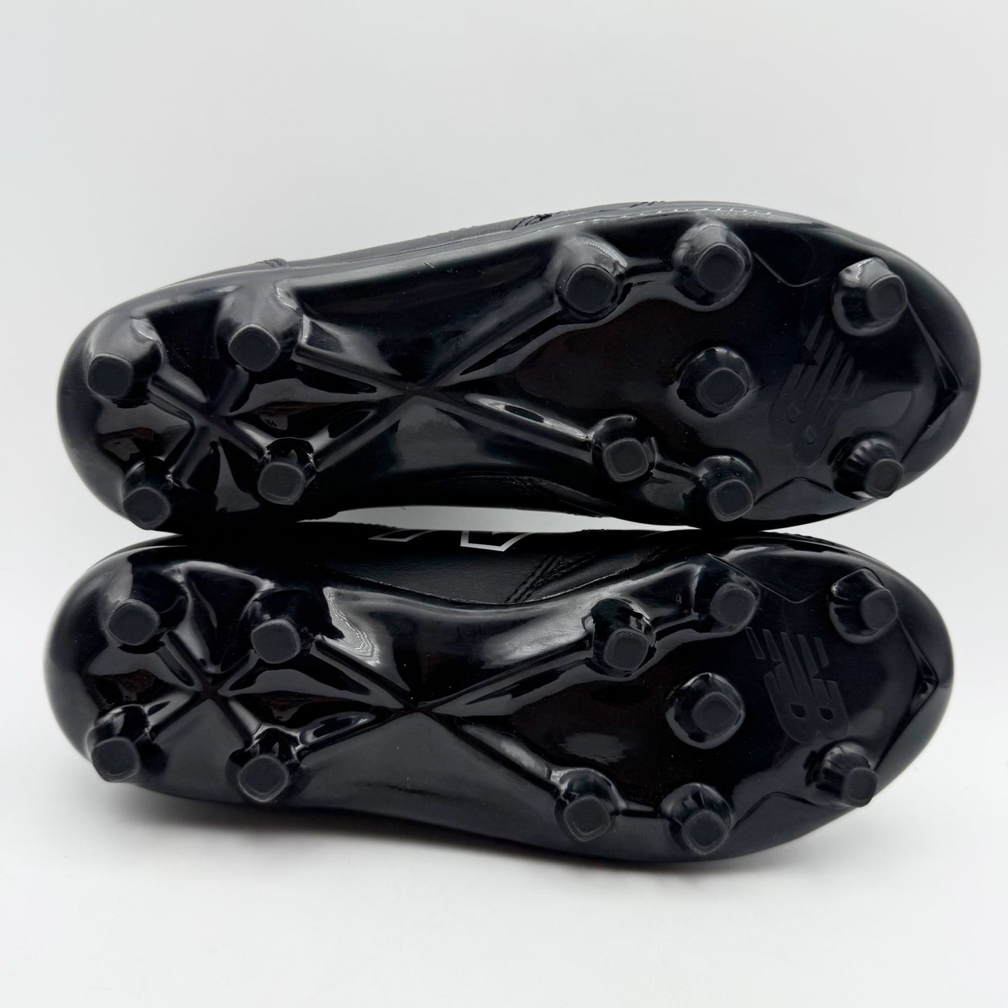 New Balance Boys 442 V2 Academy FG Soccer Cleats US 4 Wide Black Athletic NIB