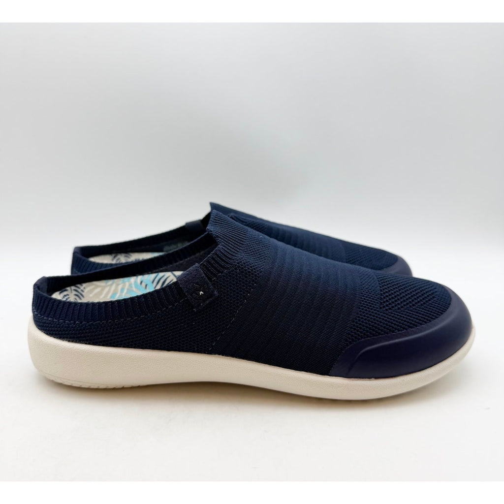 Spenco Womens Blissful Casual Slip On Shoes 8.5 WIDE Dark Navy Blue Mules NIB