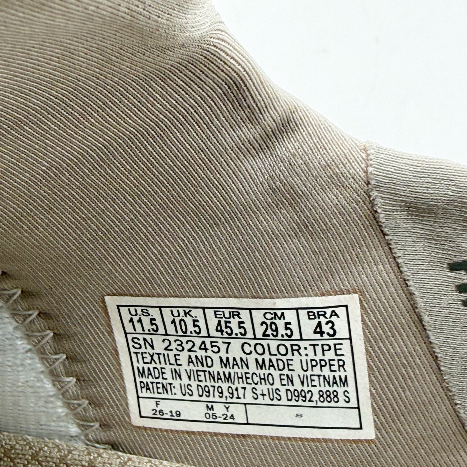 Skechers Mens Summits Slip-Ins Sneakers US 11.5 EU 45.5 Beige Grey NWT