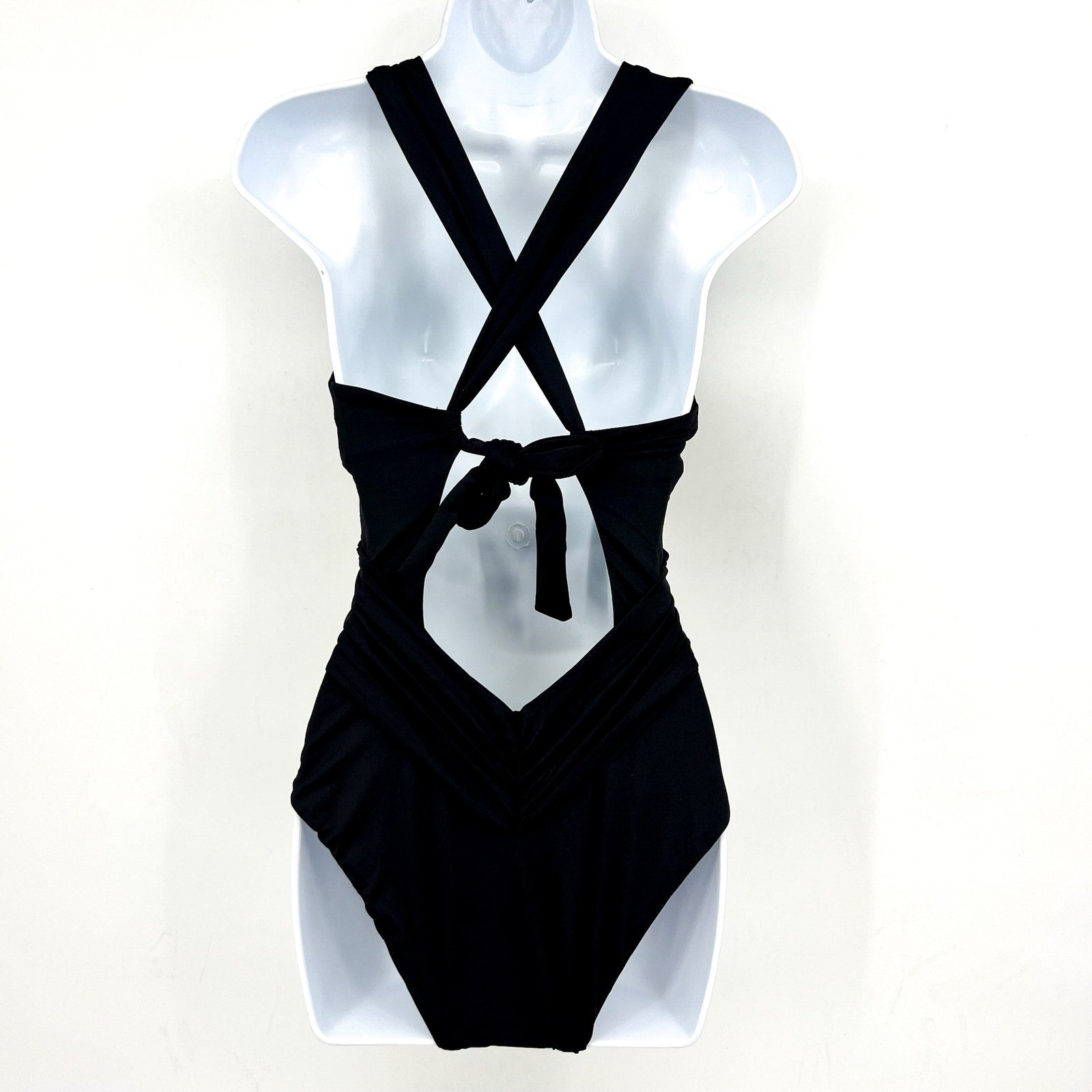 BECCA Women's Twist Cut-Out One Piece Swimsuit Medium Black Color Code NWT