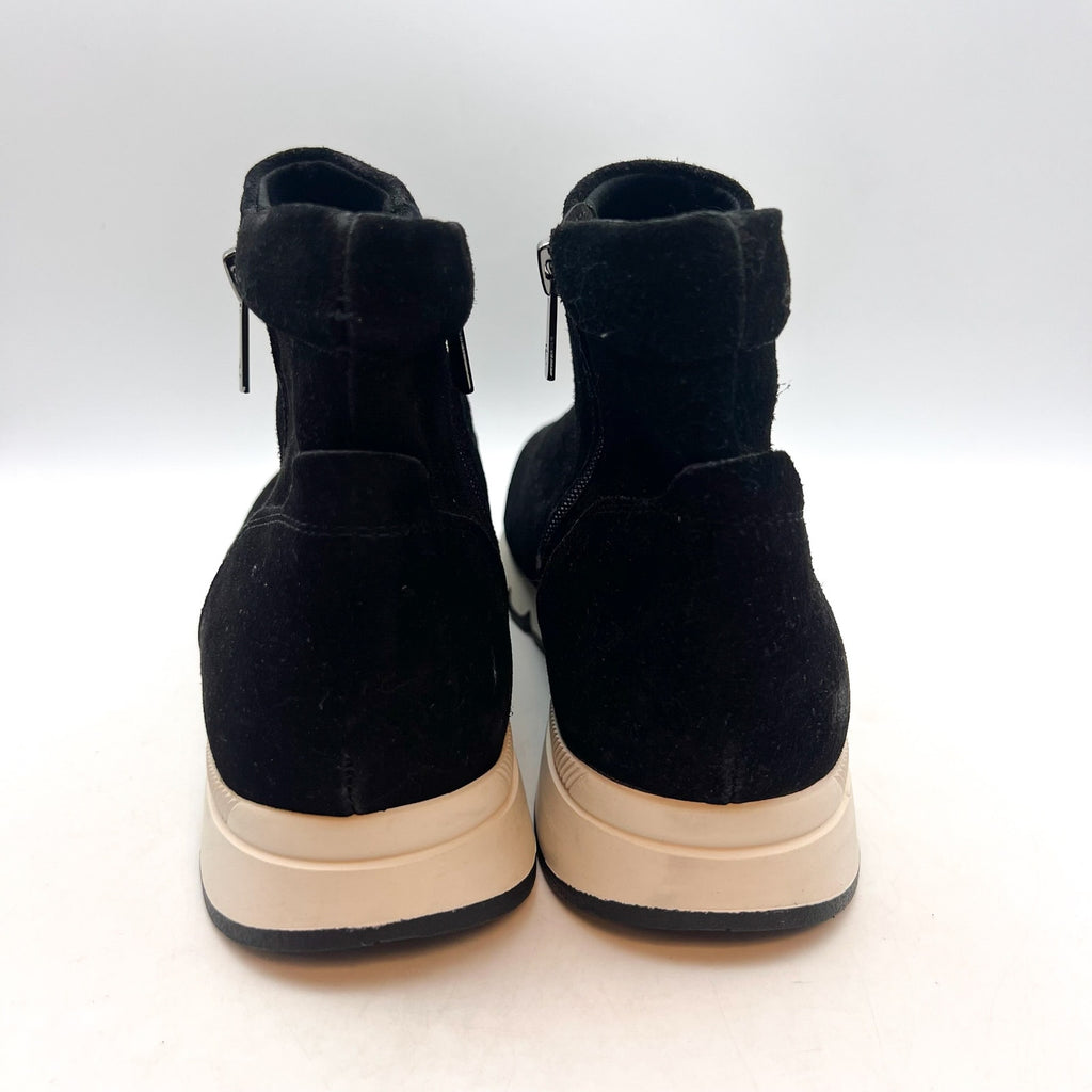 EASY SPIRIT Women's Ives Casual Boots Size 8M Black Suede Waterproof Flats NWOB