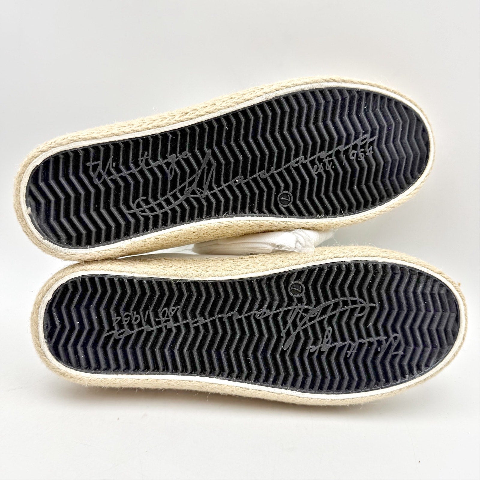 Vintage Havana Womens Melody Slip On Sneakers US 7 Off White Leather Mules NWOB