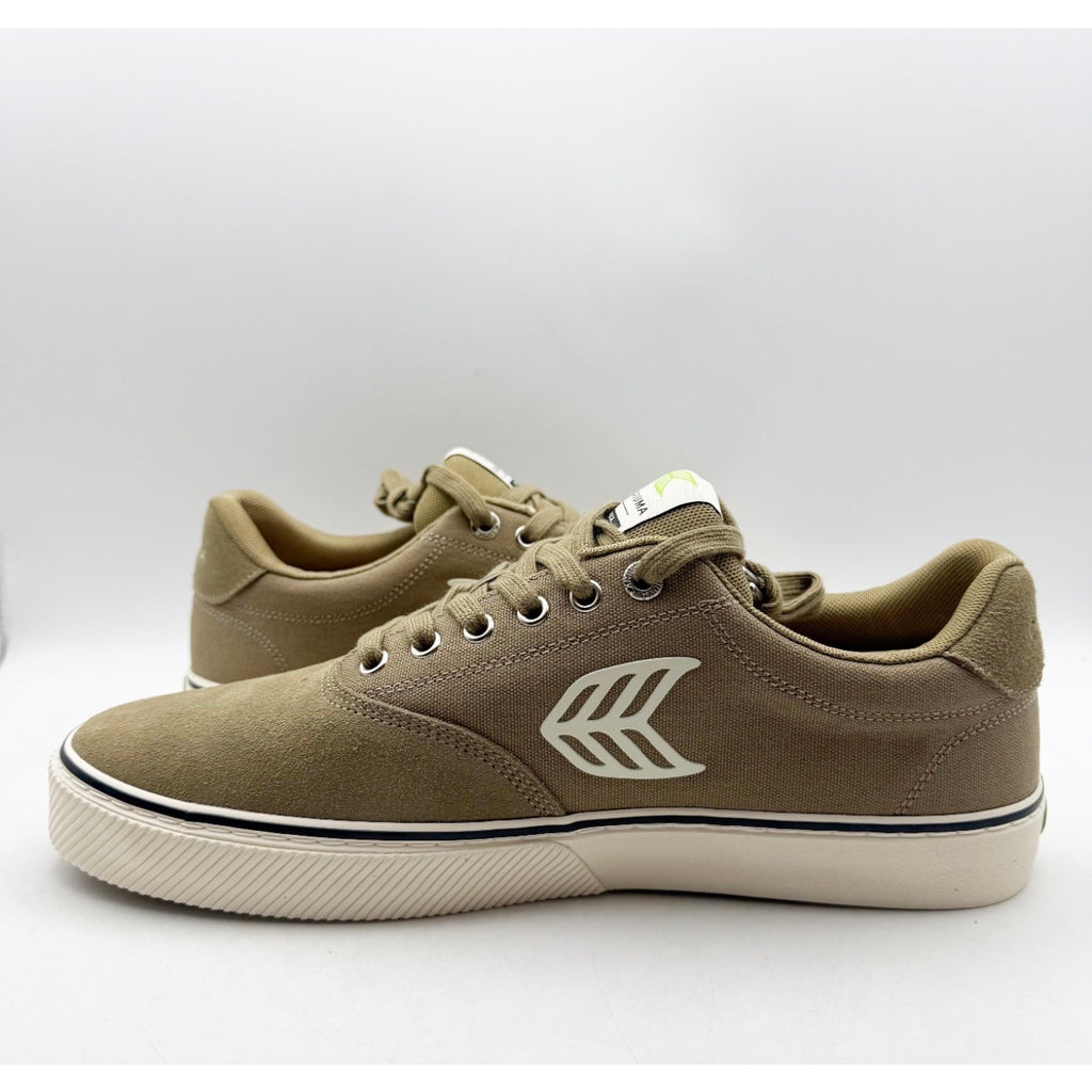 Cariuma Mens Naioca Pro Skate Low Sneakers US 12 Brown White Canvas Suede NIB