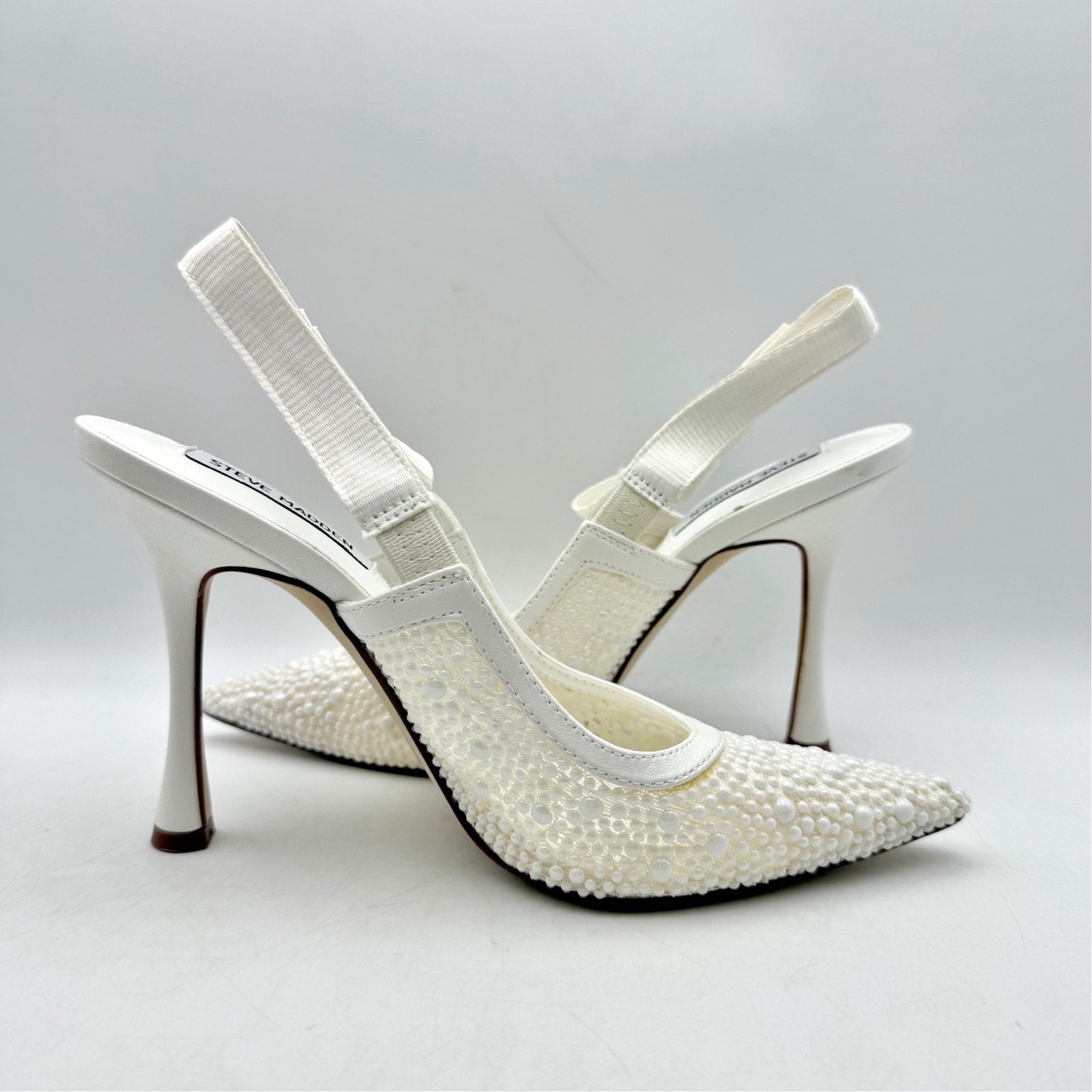 Steve Madden Womens Bri Lace Heels US 7 M EU 37.5 White Bow NWOB