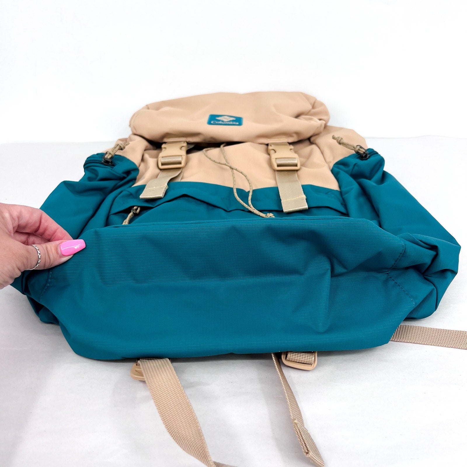 COLUMBIA Trail Traveler 28L Rucksack Backpack One Size Tan Canoe River Blue NWT
