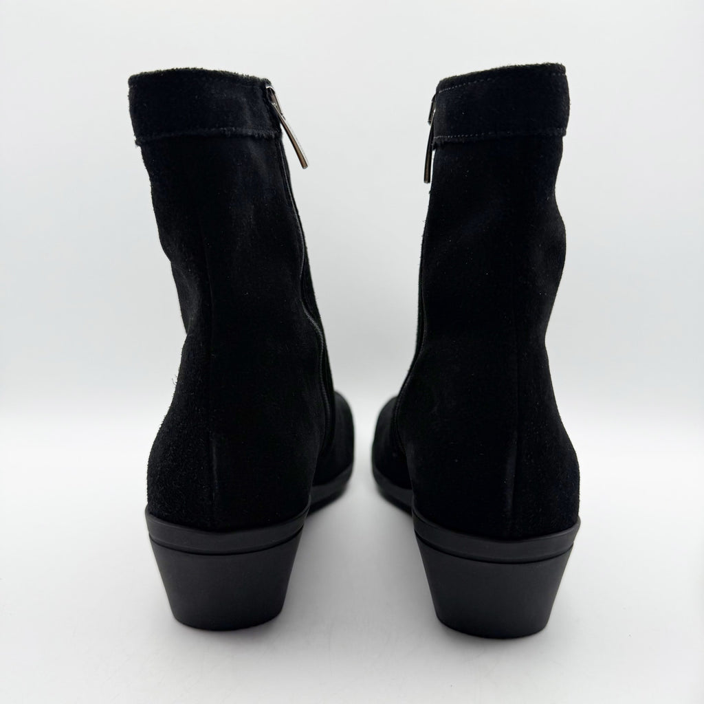 La Canadienne Womens Elizabeth Bootie US 7.5 EU 38 Black Suede Waterproof NWOB