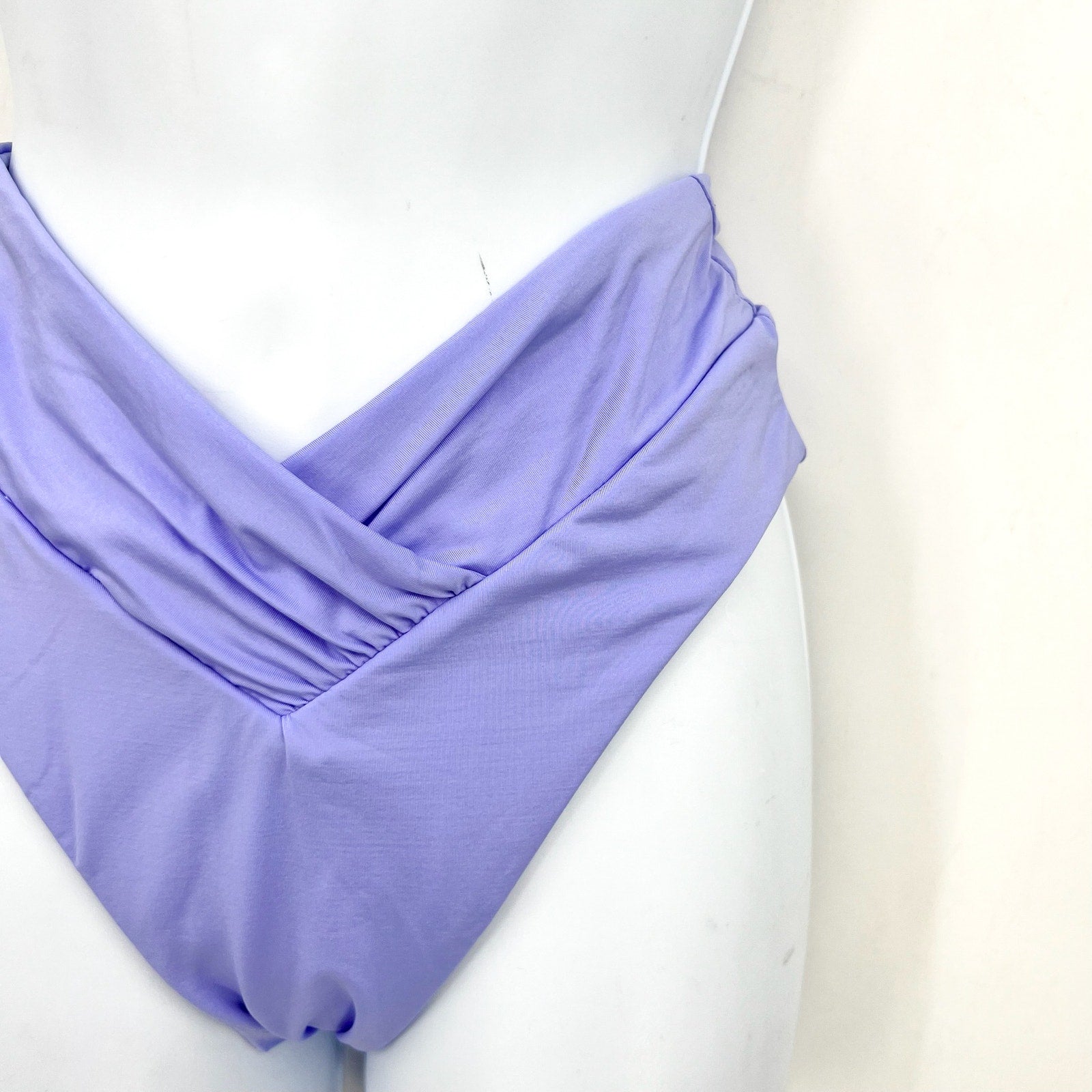 BECCA Color Code Carolina French Cut Bikini Bottom Medium Bellflower Purple NWT