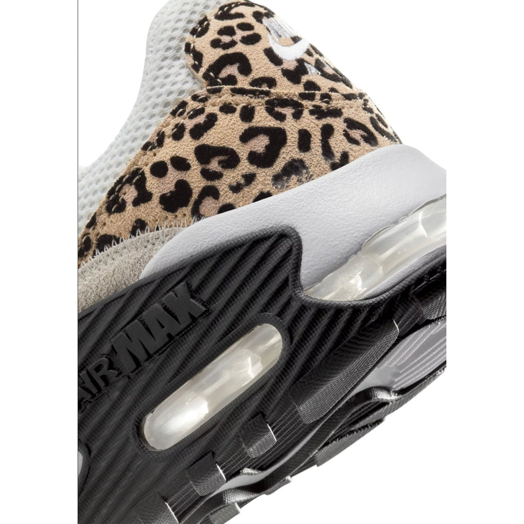 Nike Womens Air Max Excee Casual Sneakers US 7.5 White Leopard Athletic NWOB