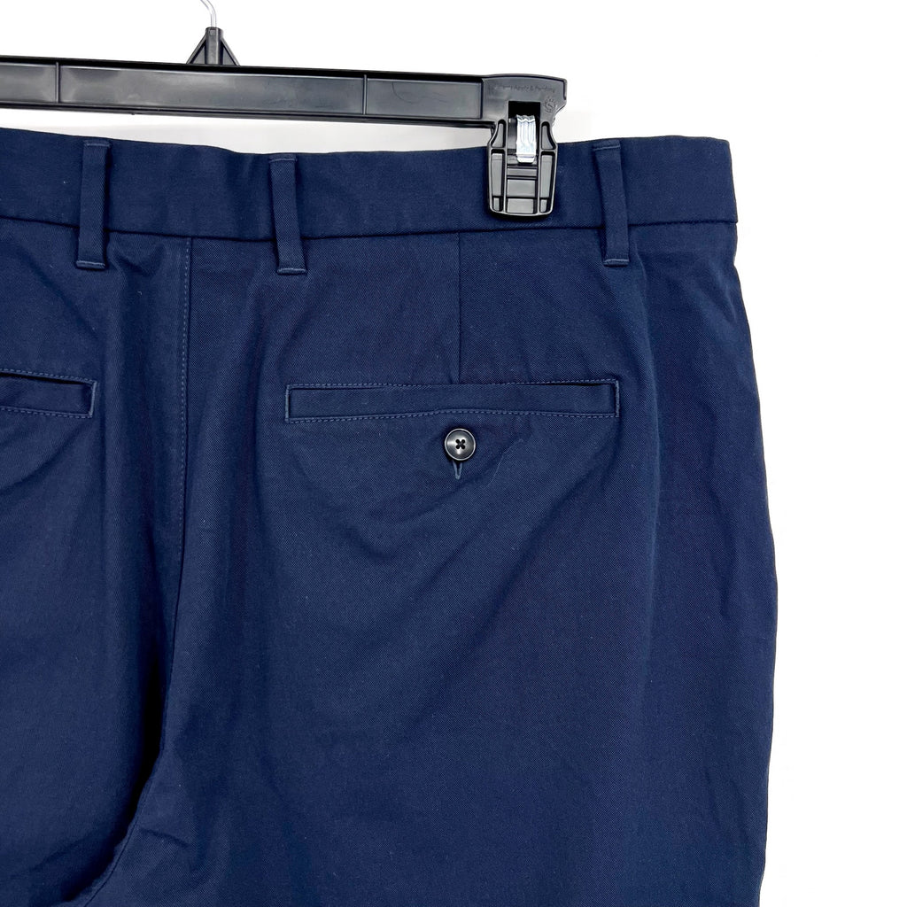 EVERLANE Uniform Mens Performance Chino Pants 34x30 Navy Blue Athletic Fit NWT