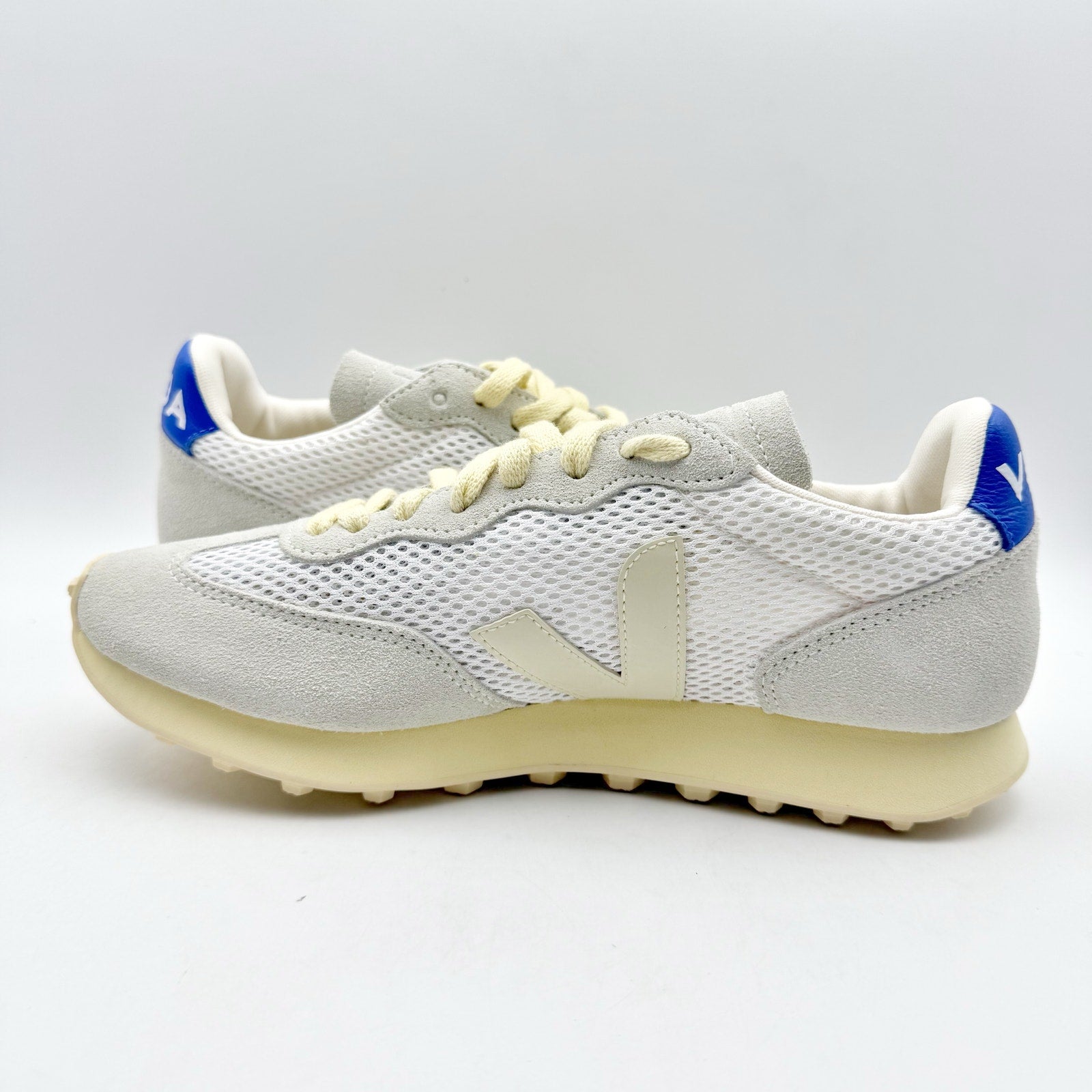 Veja Womens Rio Branco Casual Sneakers US 7 EU 38 Tan Beige Suede NWOB