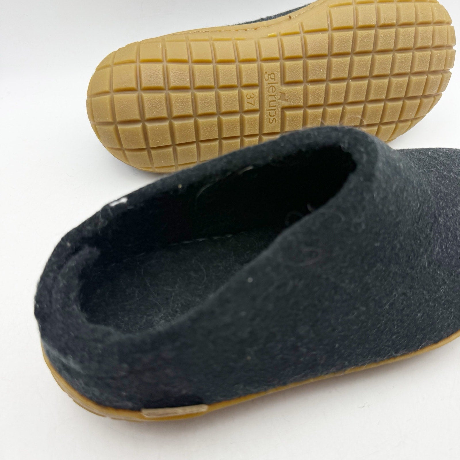Glerups Womens Slip On Slippers EU 37 US 7 Charcoal Black Wool Rubber Soles NWOB