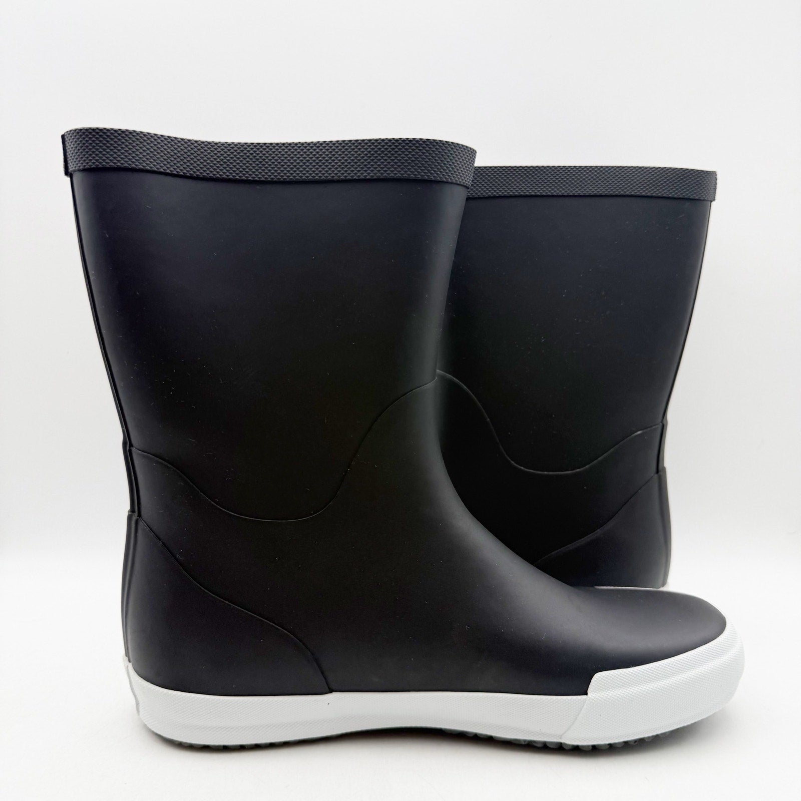 Helly Hansen Womens Nordvik 2 Rain Boots US 8 EU 38 Black White NWOB