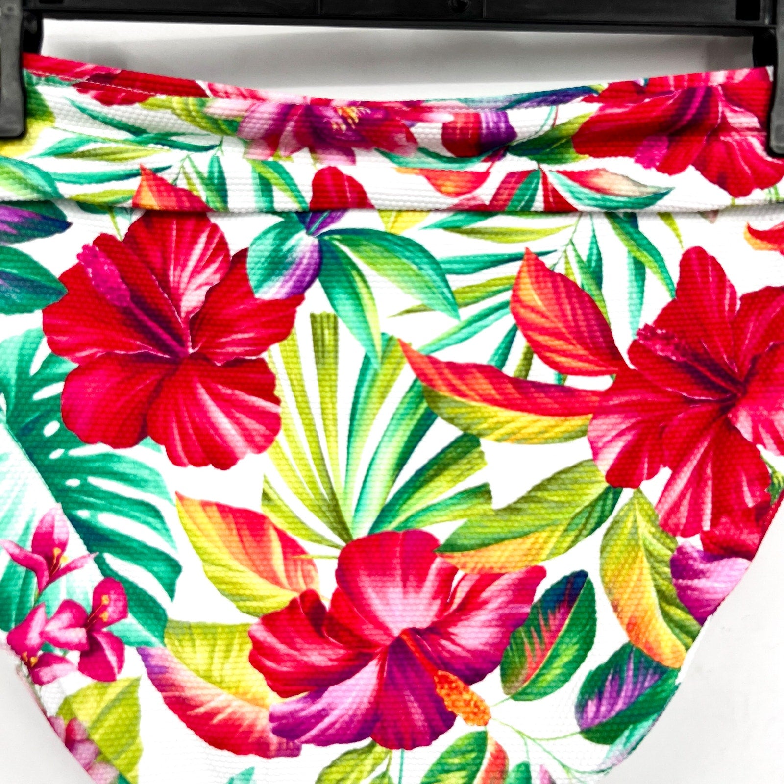 TOMMY BAHAMA Island Cays Fiesta Bikini Bottoms Medium White Pink Floral NWT