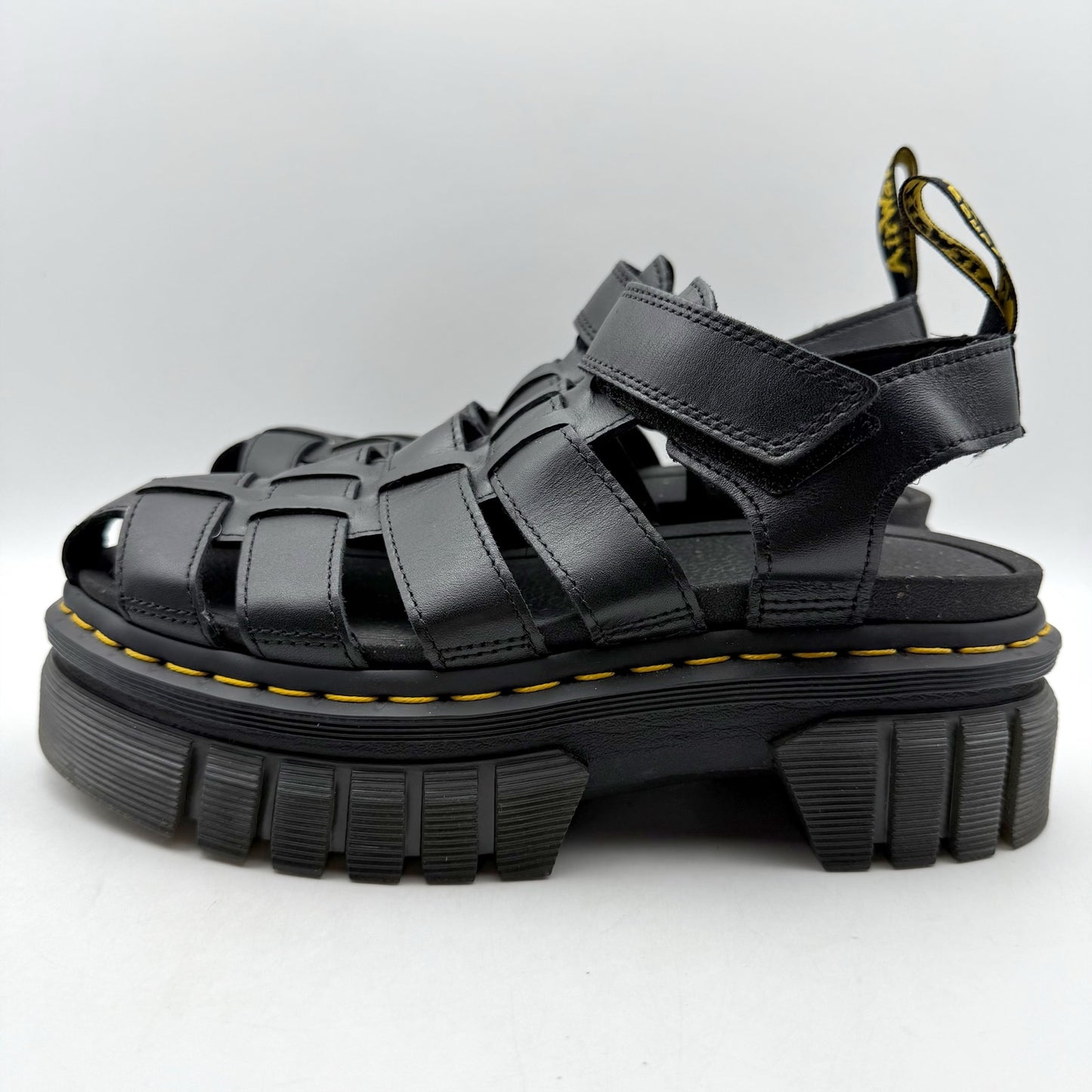 Dr. Martens Womens Ricki Fisherman Platform Sandals EU 38 US 7 Black Leather NIB