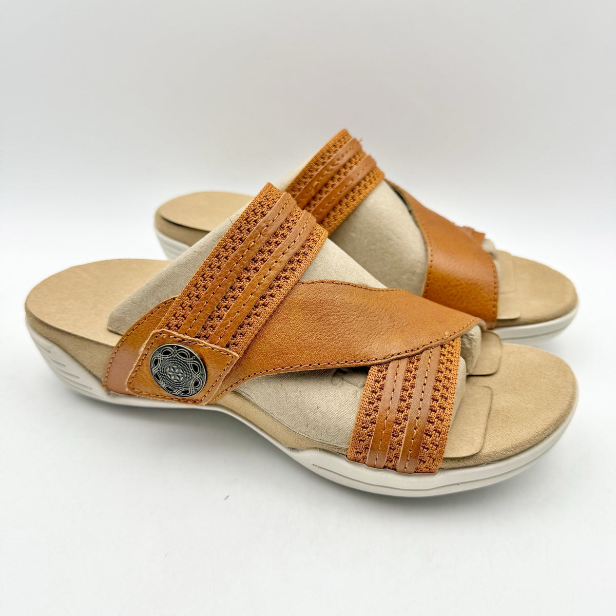 Halsa Footwear Womens Desiree Sandals Size 6 M EU 36 Tan Leather Slides NIB