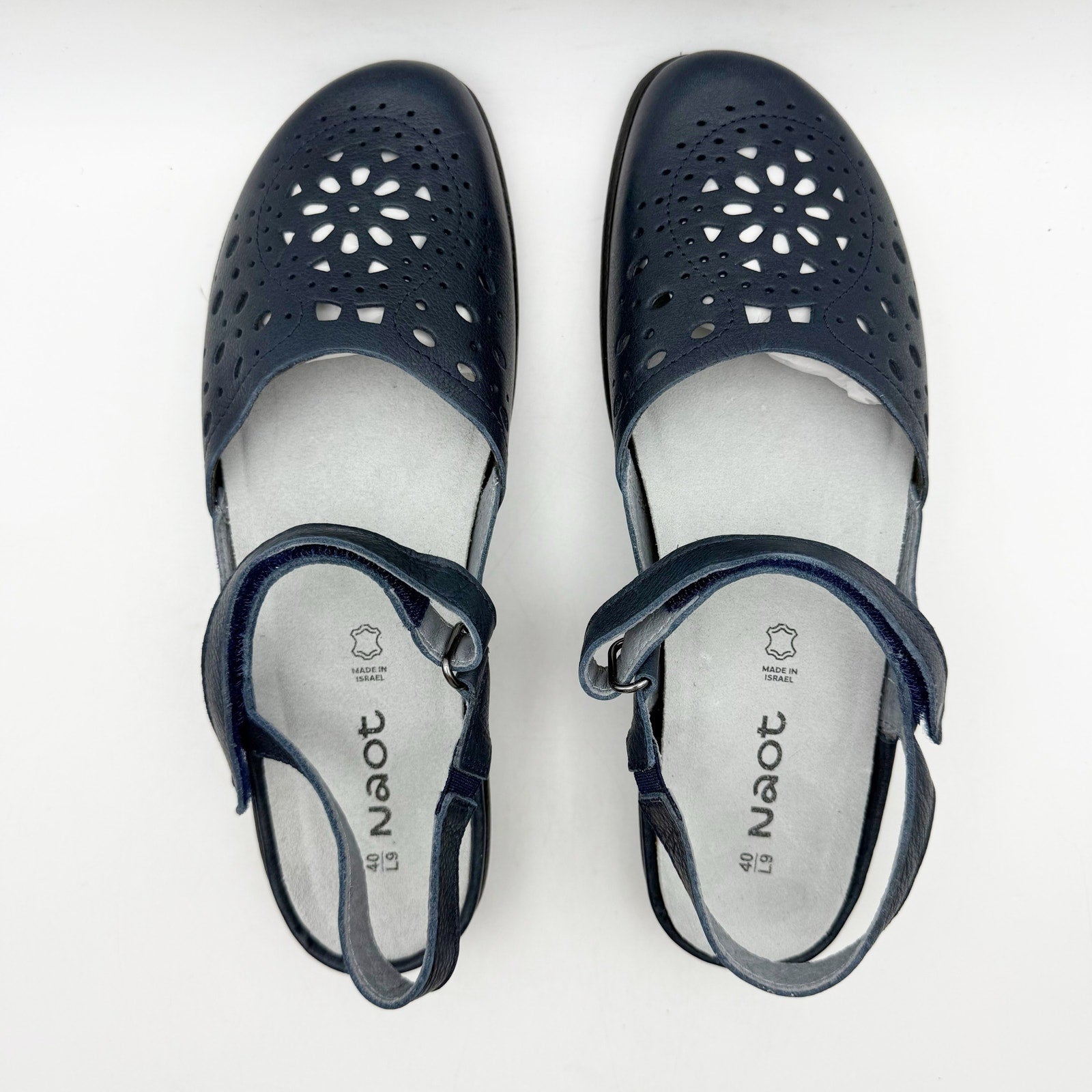Naot Womens Arataki Flat Sandals EU 40 US 9 Blue Ink Leather NIB