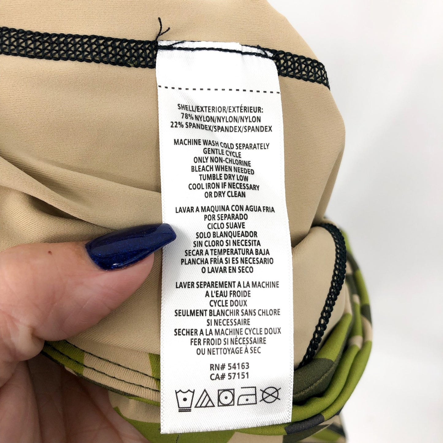 BASS OUTDOOR Women's Rover 7/8 Leggings Green Camo LARGE