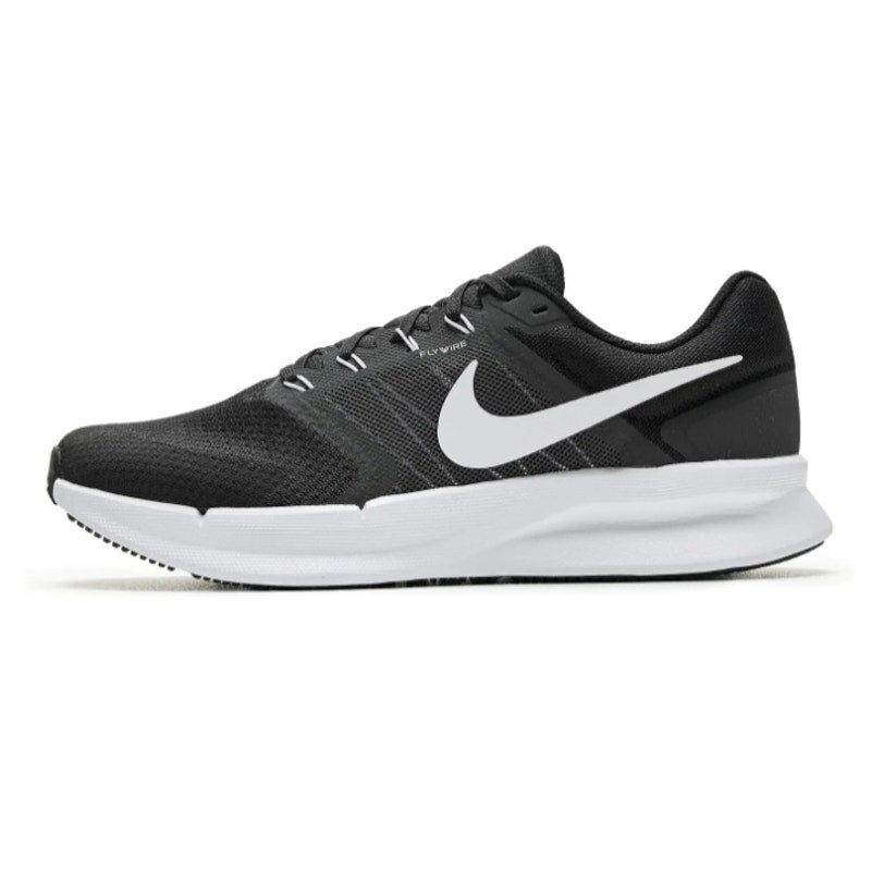 Nike Mens Run Swift 3 Running Sneakers US 9.5 Wide Black White Athletic NWOB