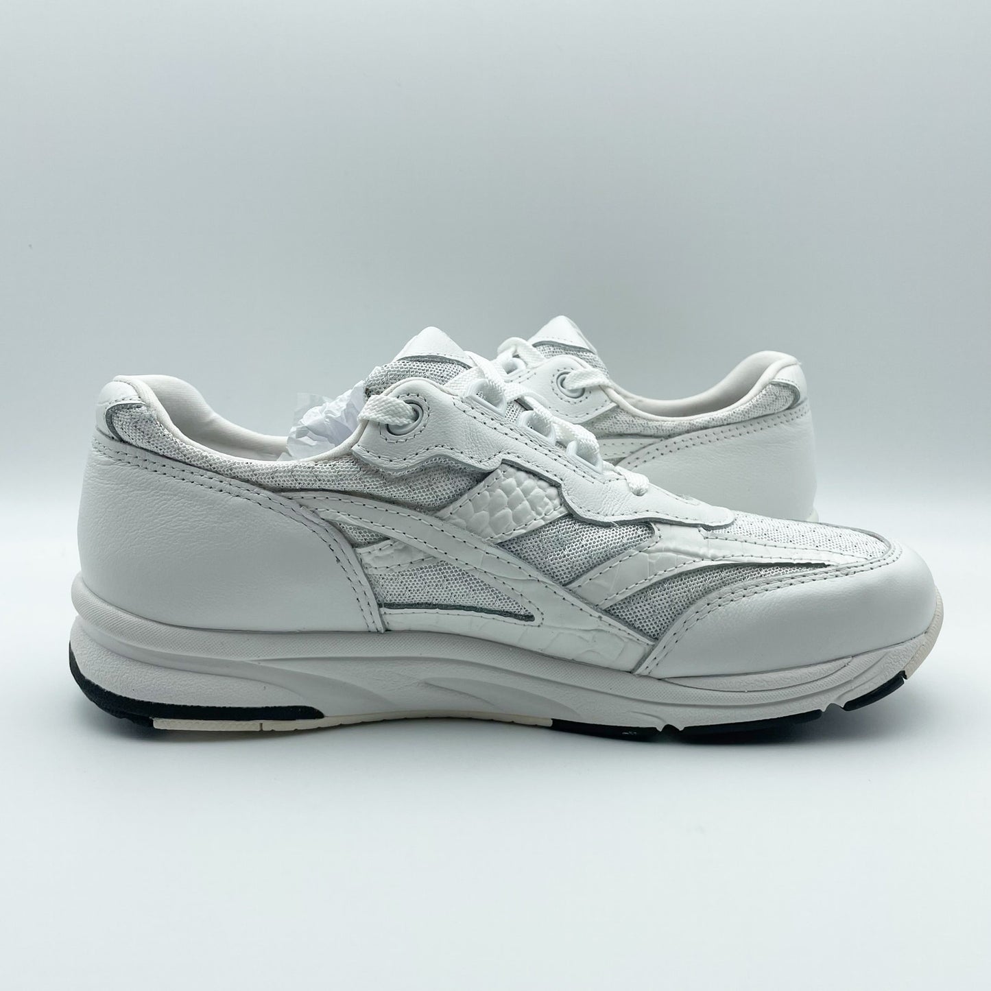 SAS Women's Tour Mesh Comfort Walking Sneaker US 9 N EU 39-40 White