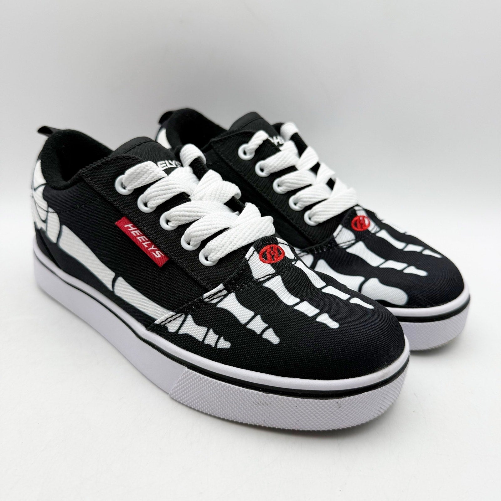 Heelys Kids Pro 20 Prints Skate Shoes US 3 EU 34 Black Canvas Skeleton Print EUC