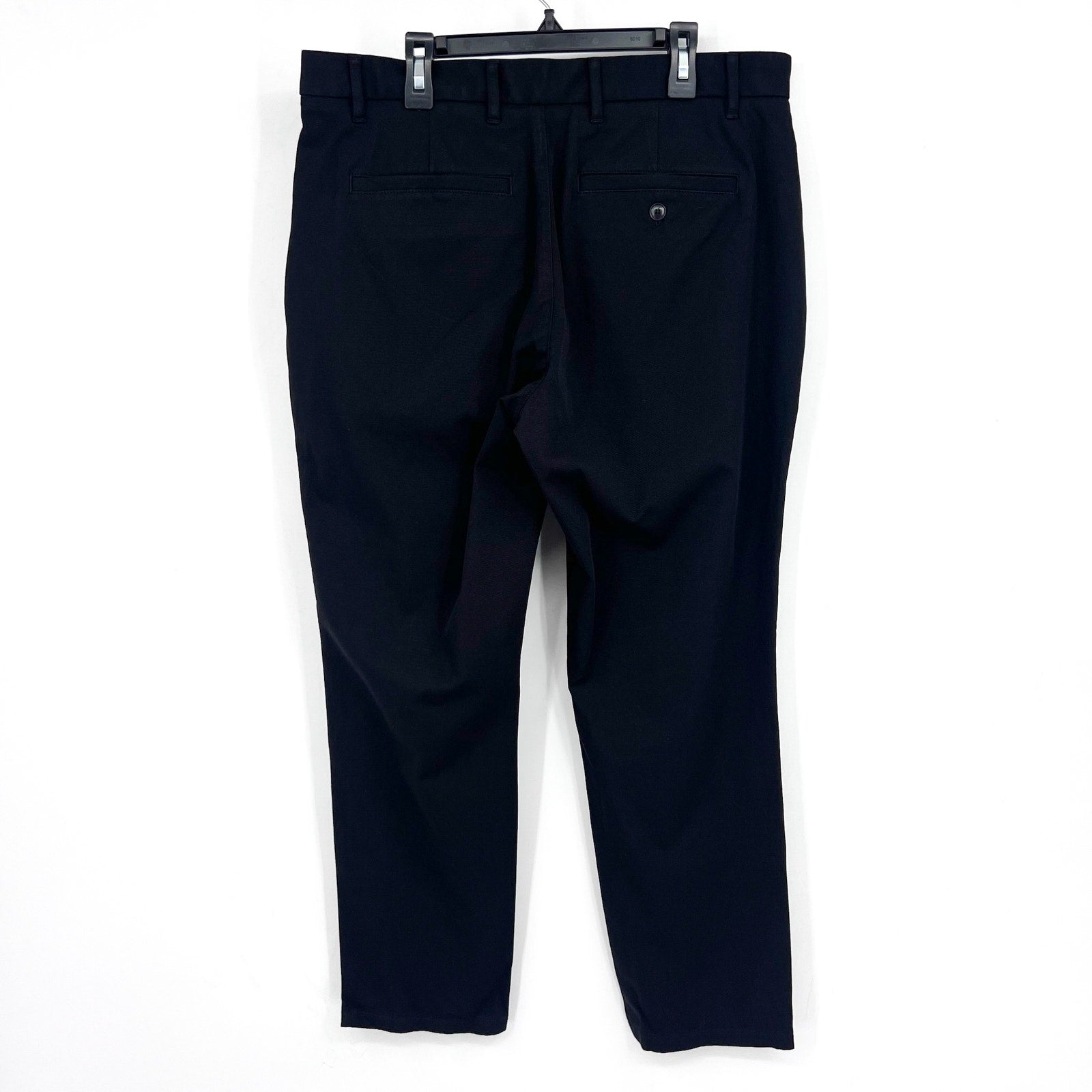 EVERLANE Uniform Mens Performance Chino Pants 32x28 Black Athletic Fit NWT