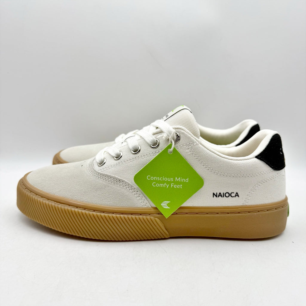 Cariuma Womens Naioca Pro Skate Low Sneakers US 8.5 White Black Canvas Suede NIB