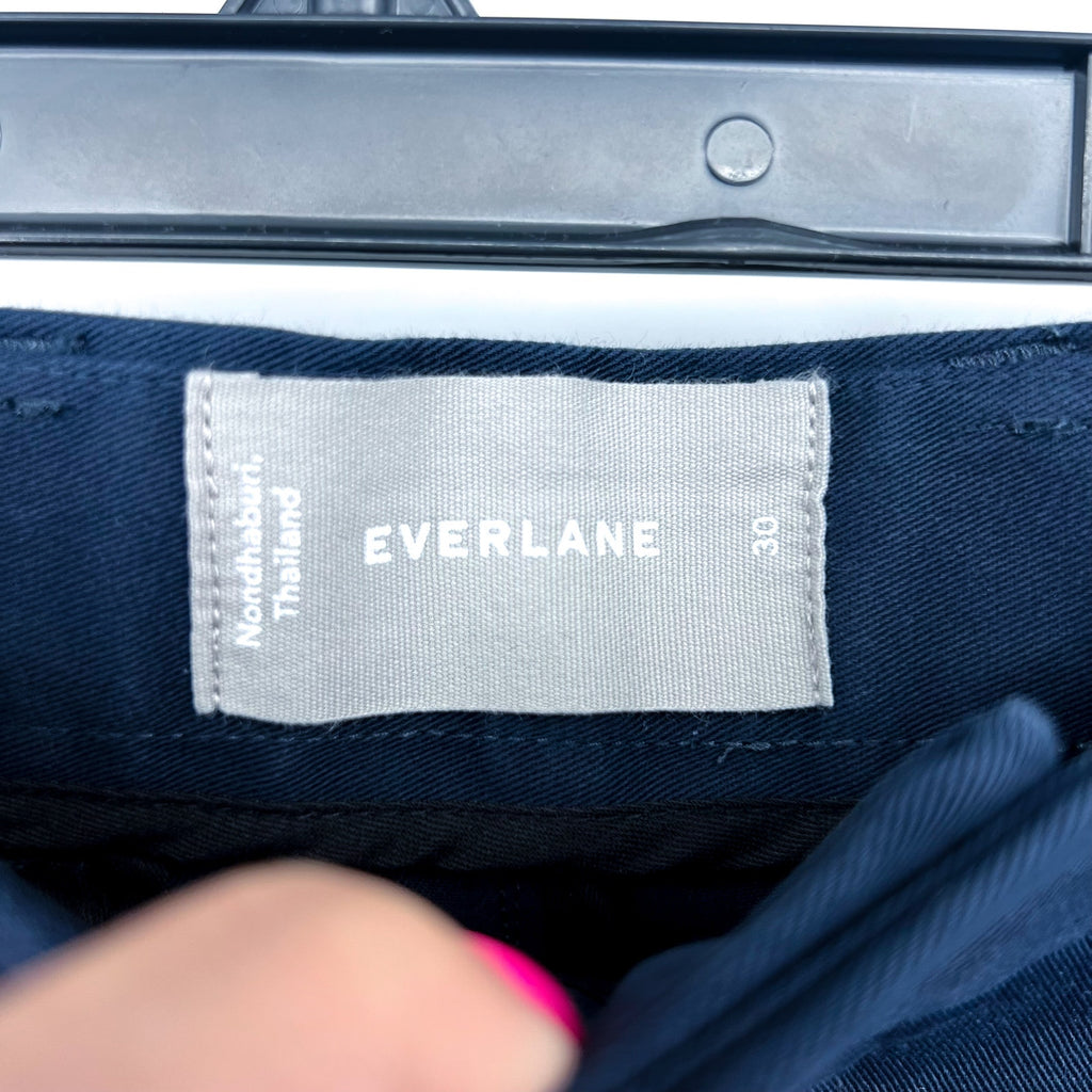 EVERLANE Men's The 7" Performance Chino Shorts Size 30 Navy Blue NWT