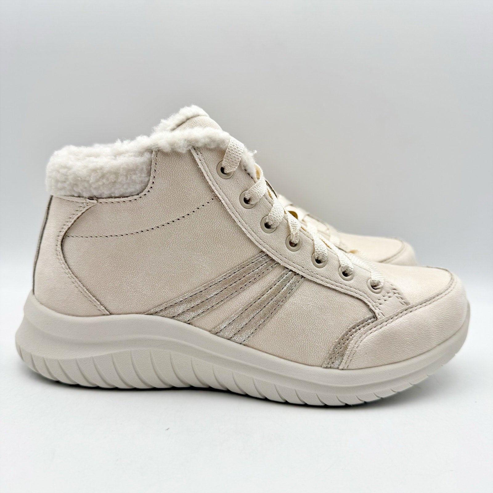 Skechers Womens Ultra Flex 2.0 Winter Booties US 7 EU 37 Natural Cream NIB